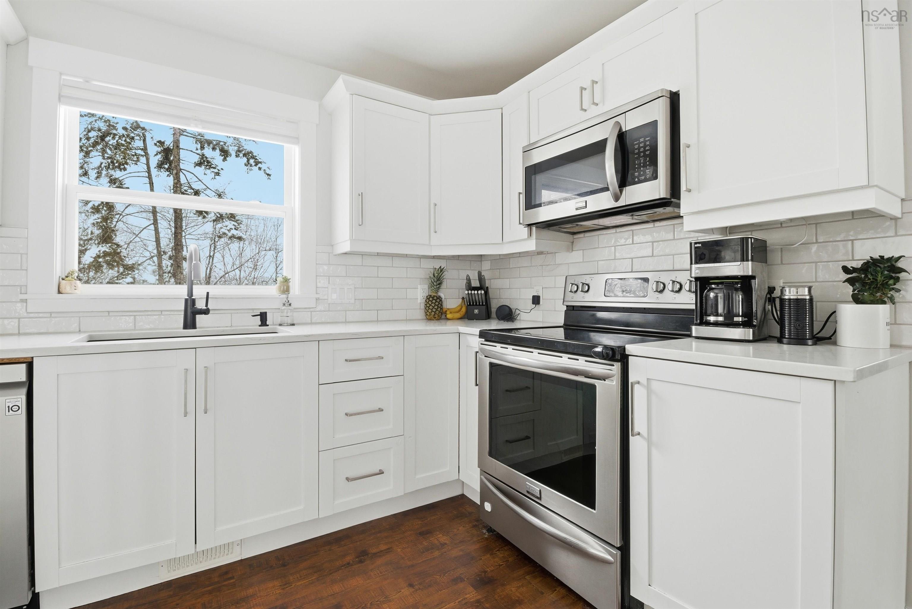 219 Rebecca Drive, Beaver Bank, NS (MLS 202601251)