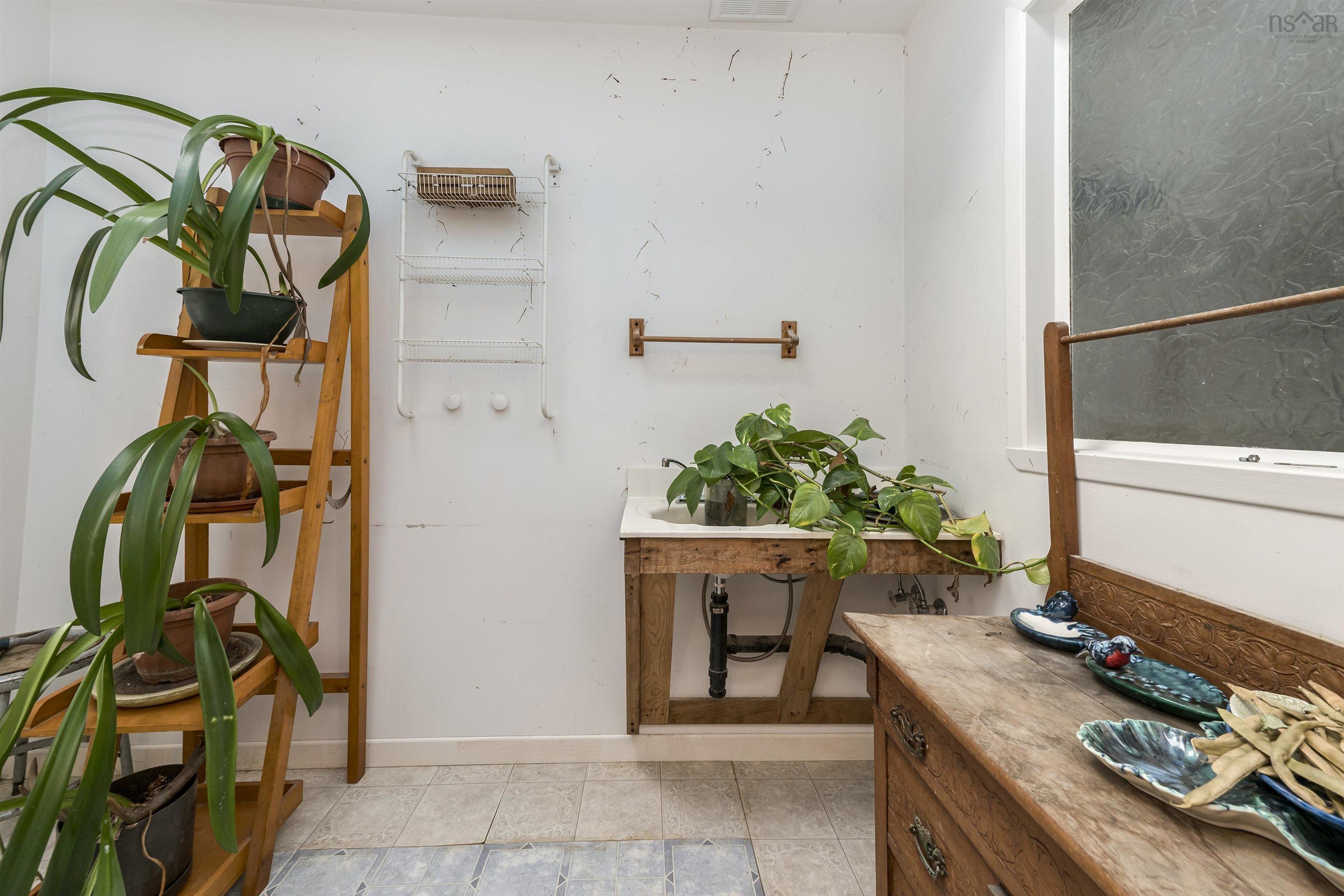 $800,000.00: 70 Hurricane Lane, Eastern Passage