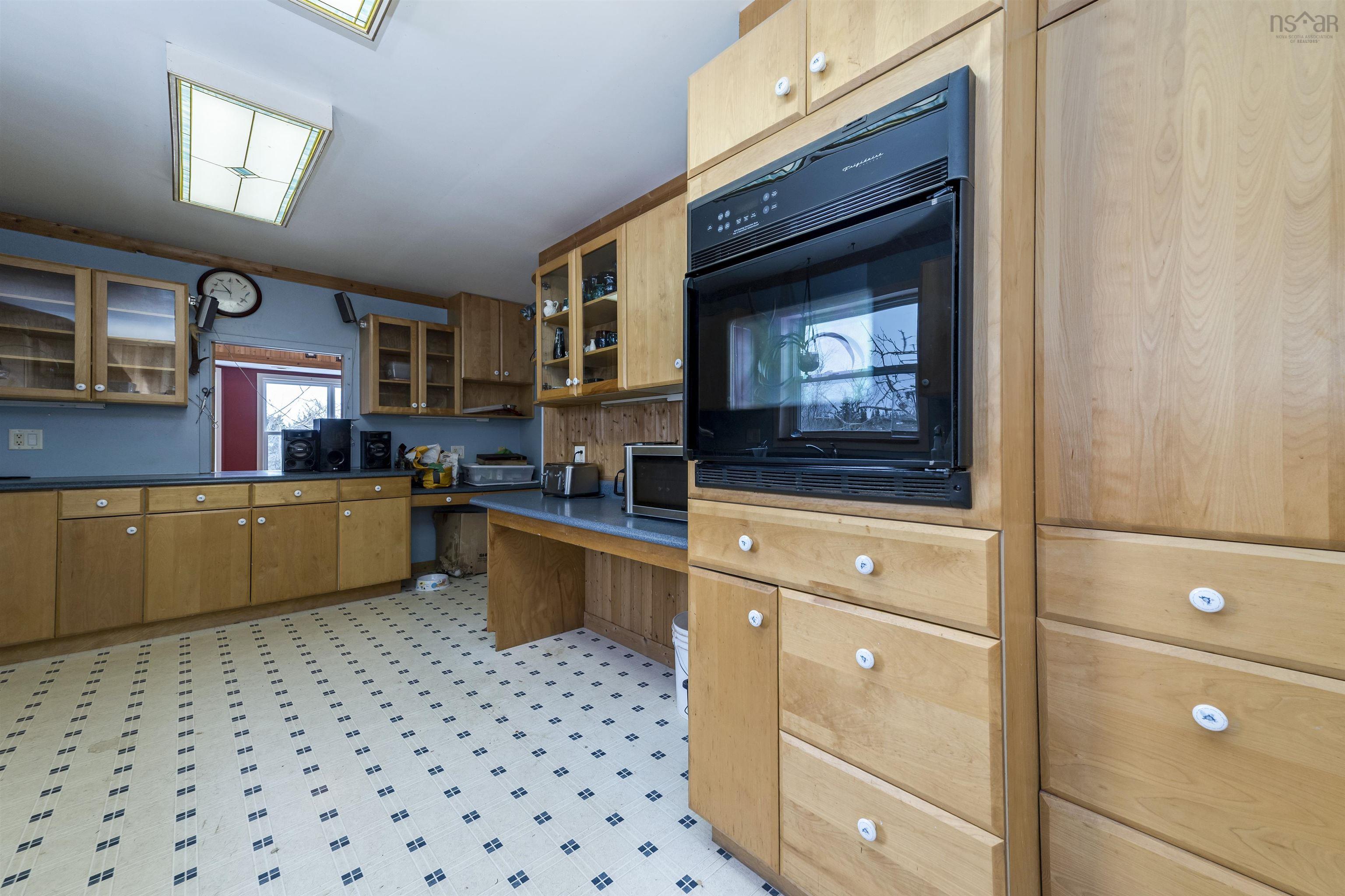 $800,000.00: 70 Hurricane Lane, Eastern Passage