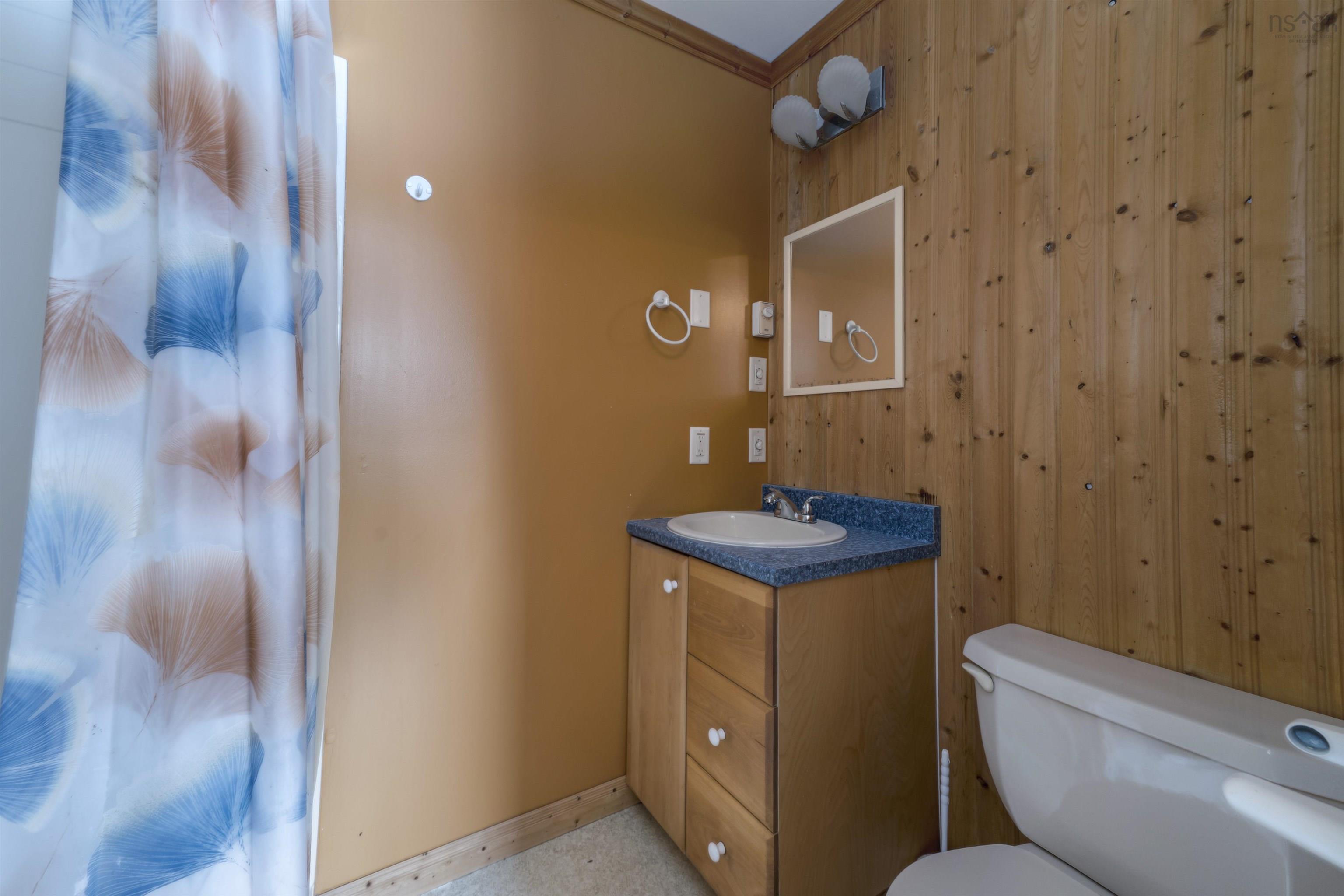 $800,000.00: 70 Hurricane Lane, Eastern Passage