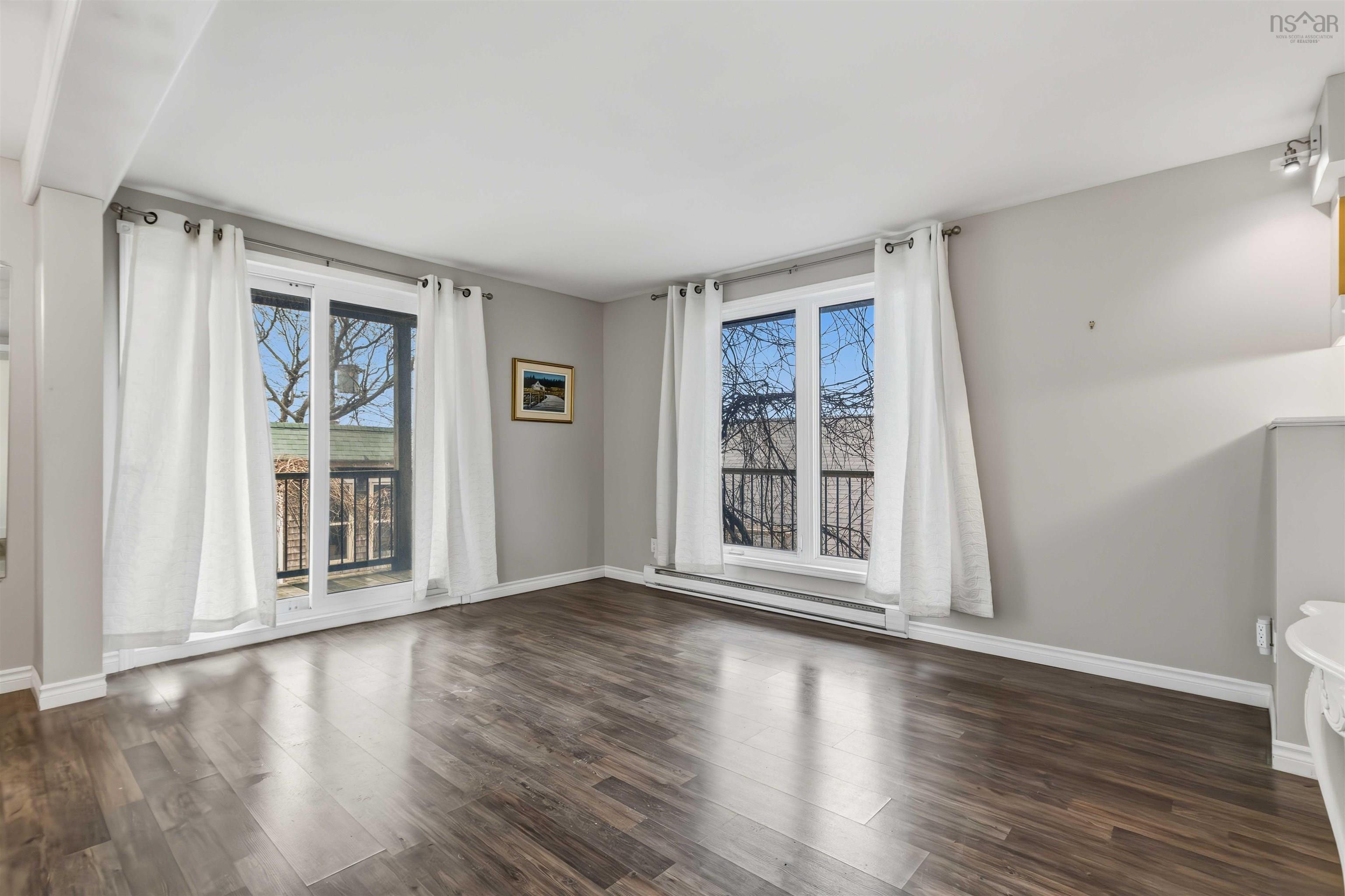 $725,000.00: 35 McFatridge Road, Fairview