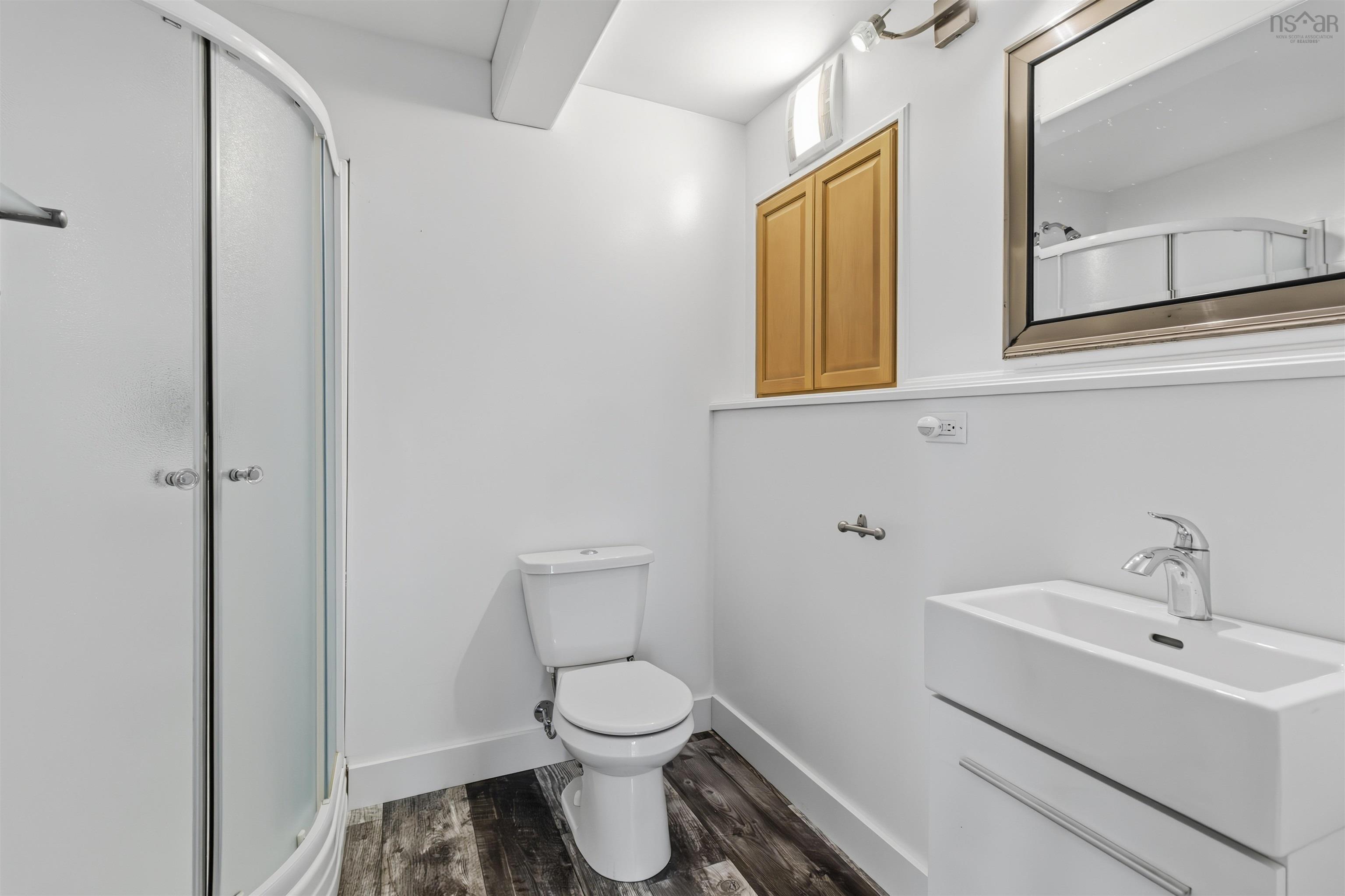 $725,000.00: 35 McFatridge Road, Fairview