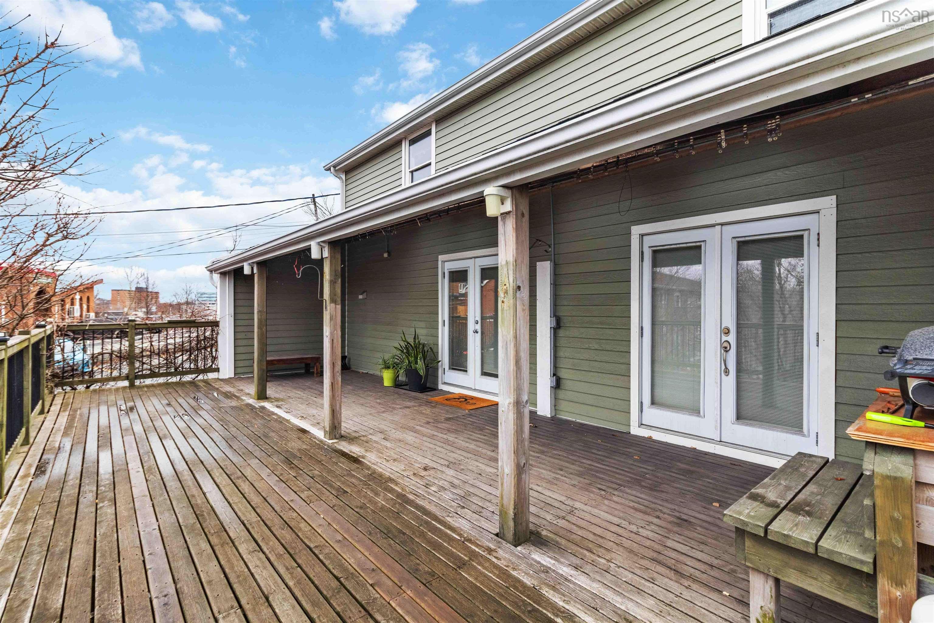 $725,000.00: 35 McFatridge Road, Fairview