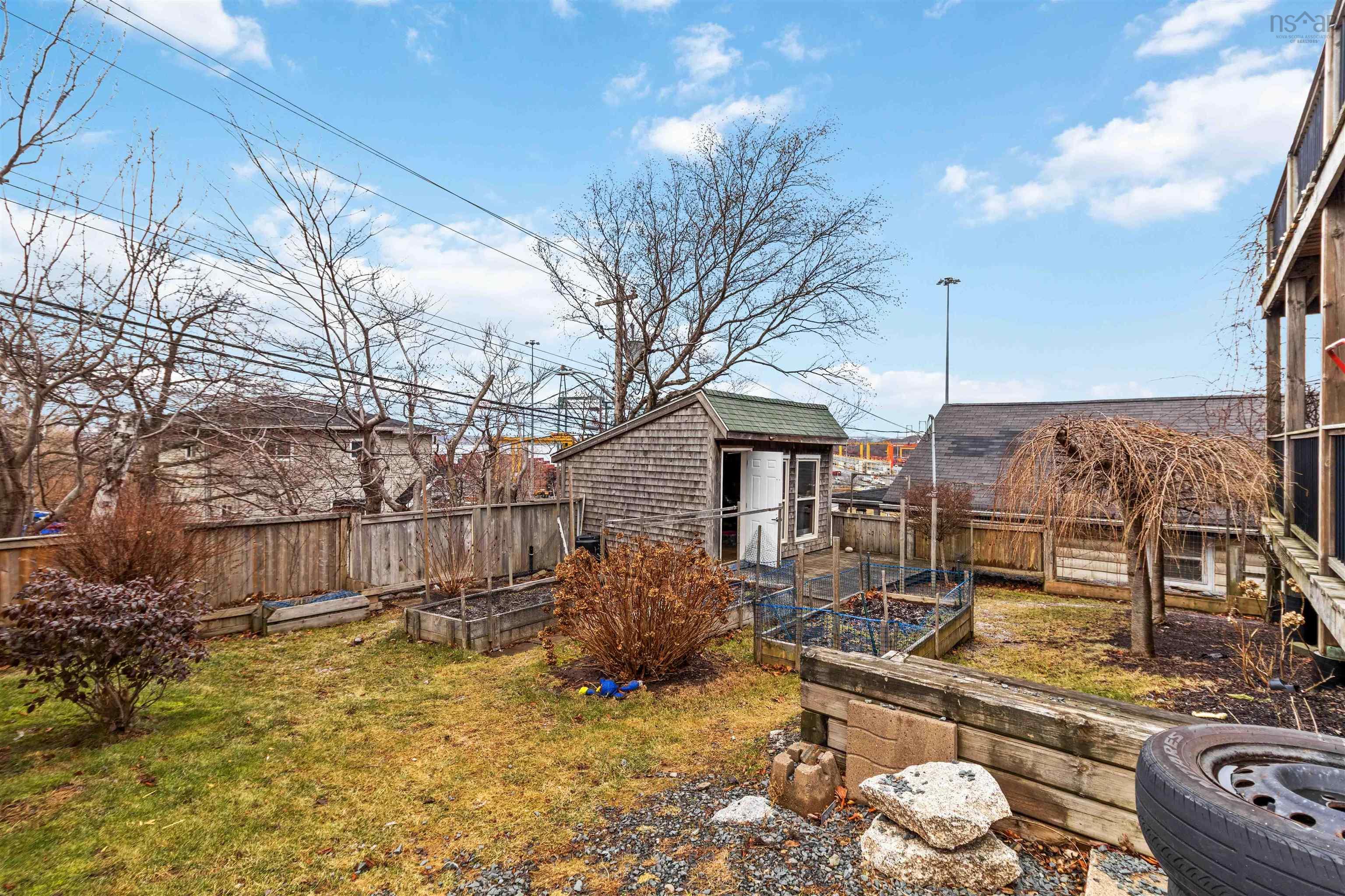 $725,000.00: 35 McFatridge Road, Fairview