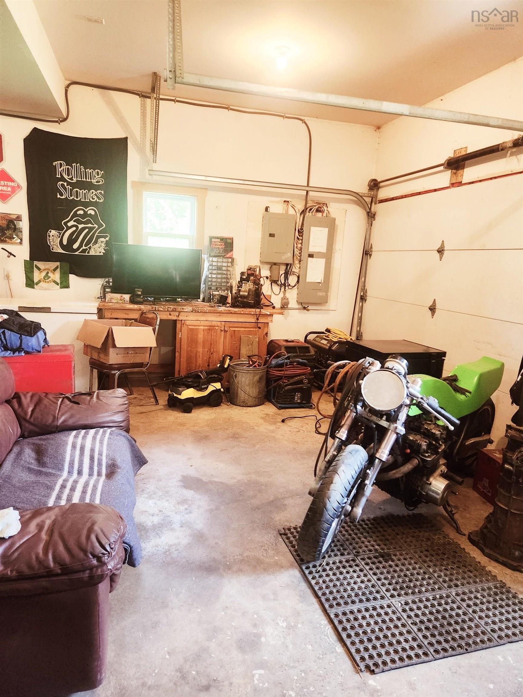 $339,000.00: 27859 Cabot Trail Road, Dingwall