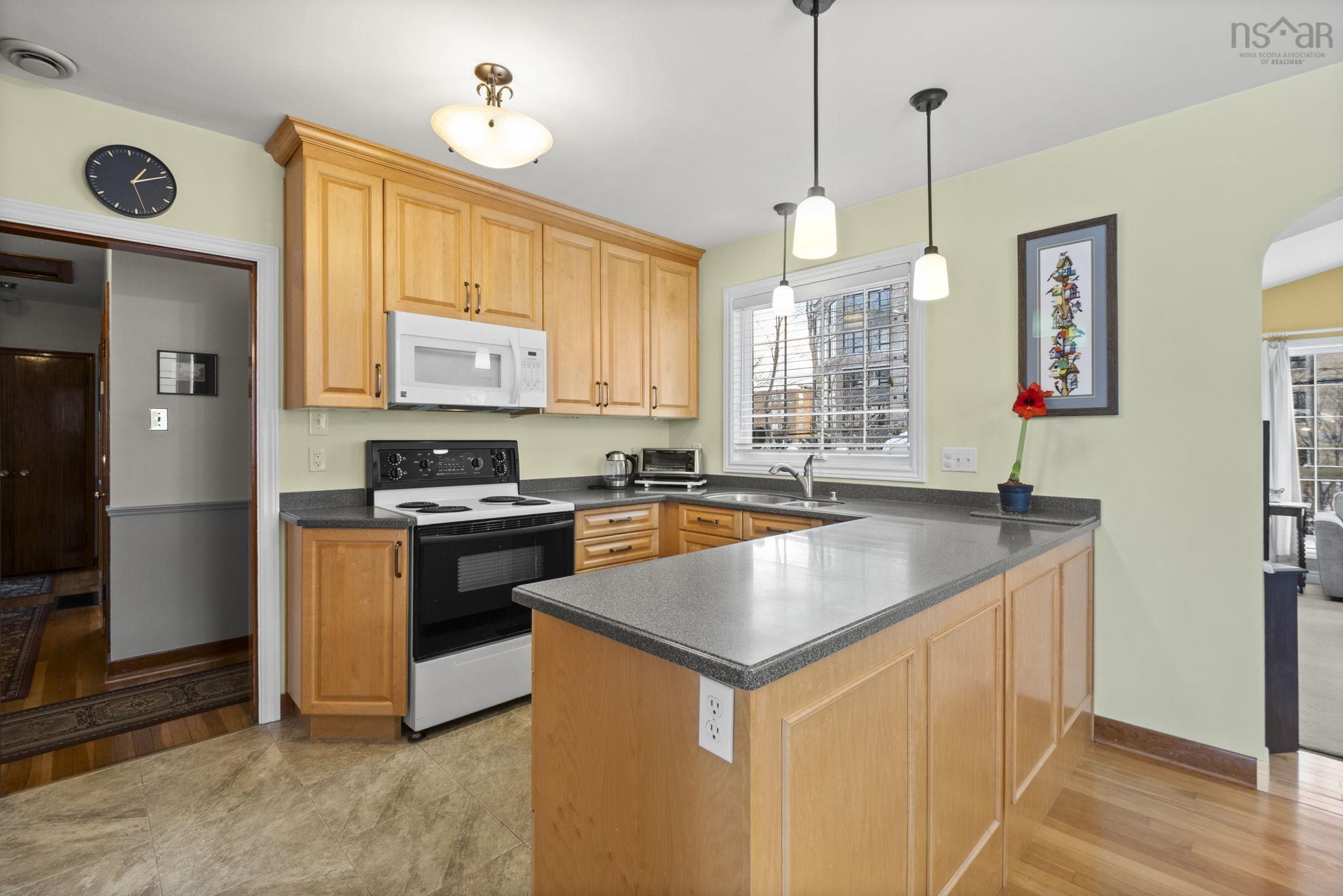 16 Canary Crescent, Halifax, NS (MLS 202601274)