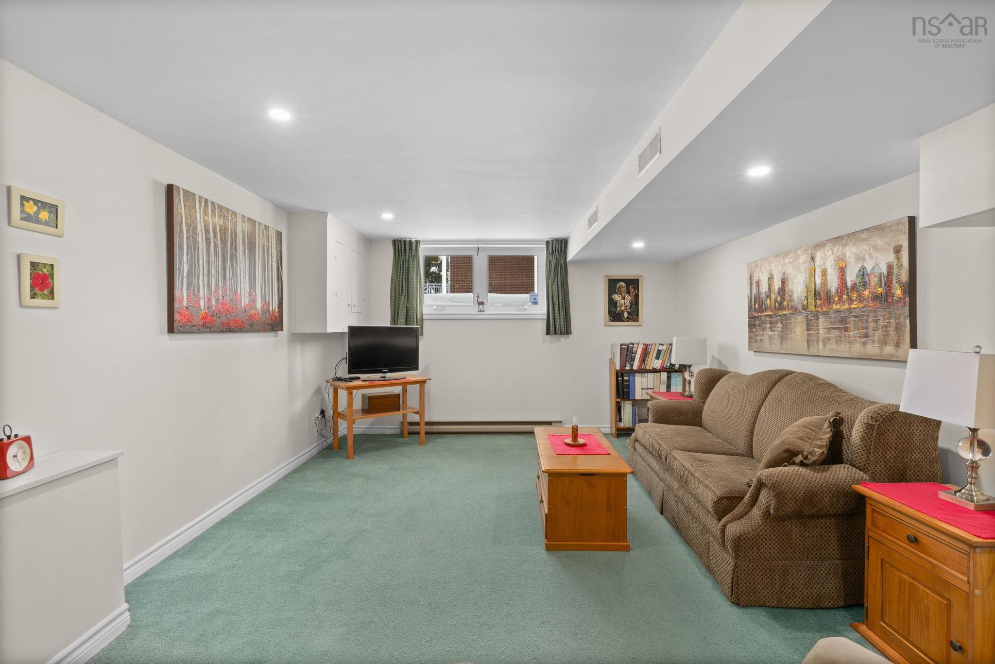 16 Canary Crescent, Halifax, NS (MLS 202601274)