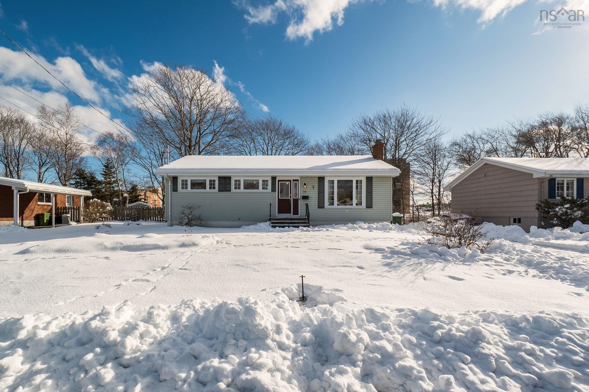 16 Canary Crescent, Halifax, NS (MLS 202601274)