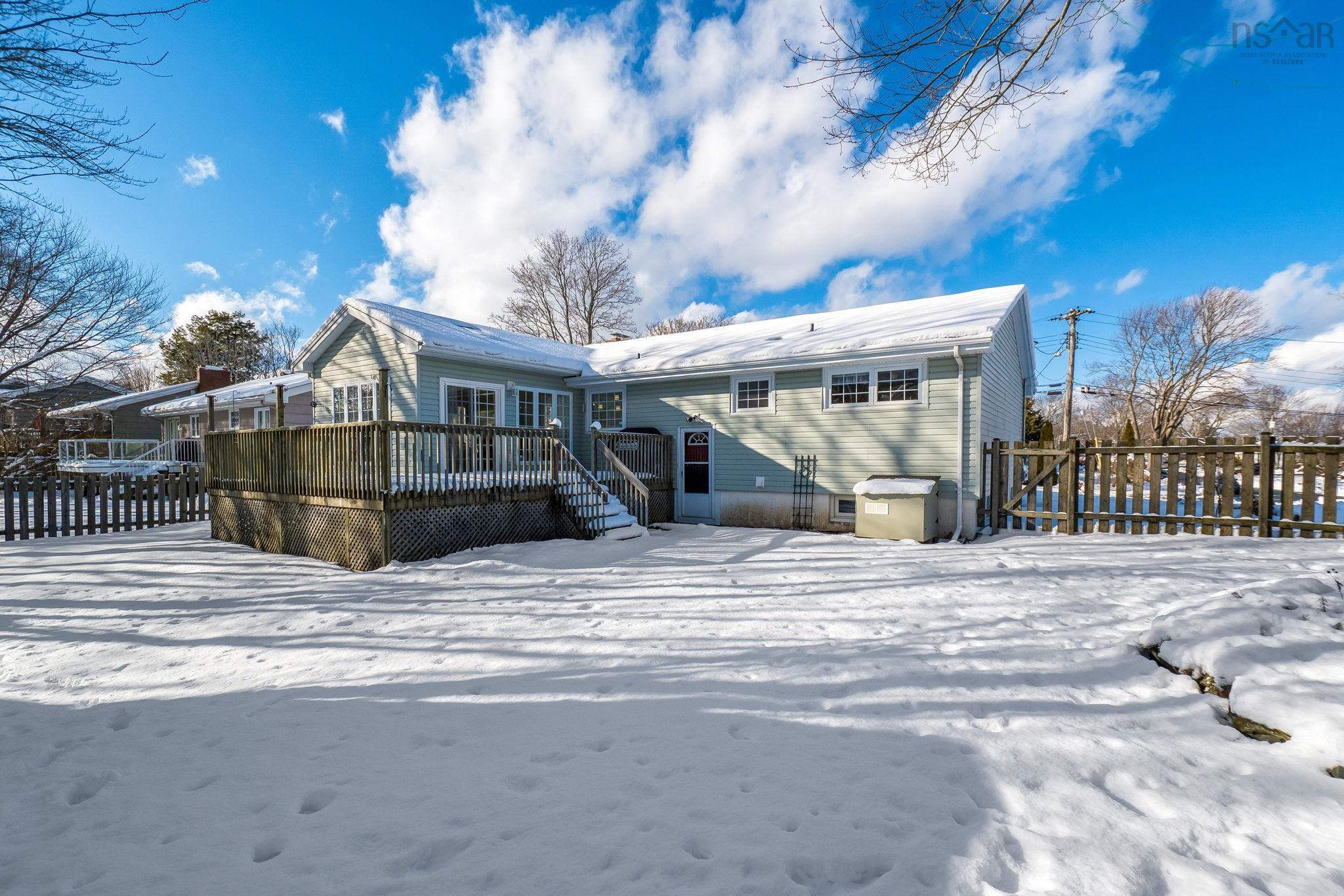 16 Canary Crescent, Halifax, NS (MLS 202601274)