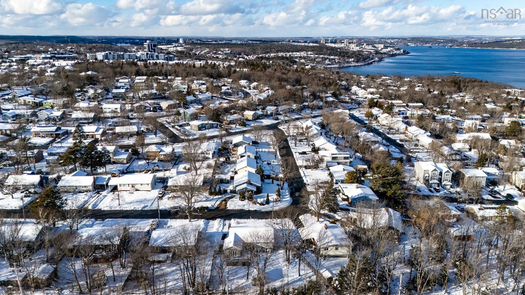 16 Canary Crescent, Halifax, NS (MLS 202601274)