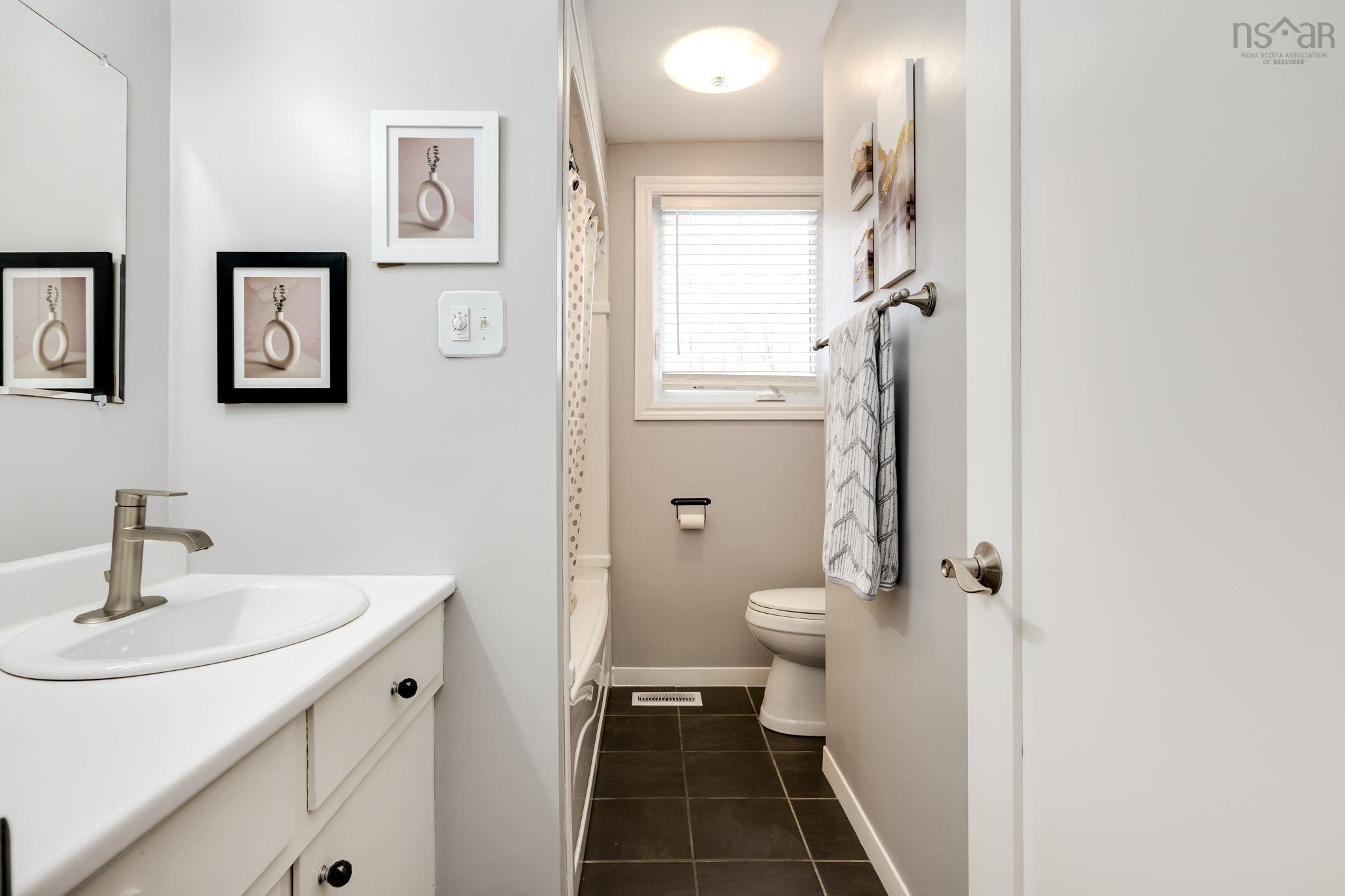 31 Swanton Drive, Dartmouth, NS (MLS 202601277)