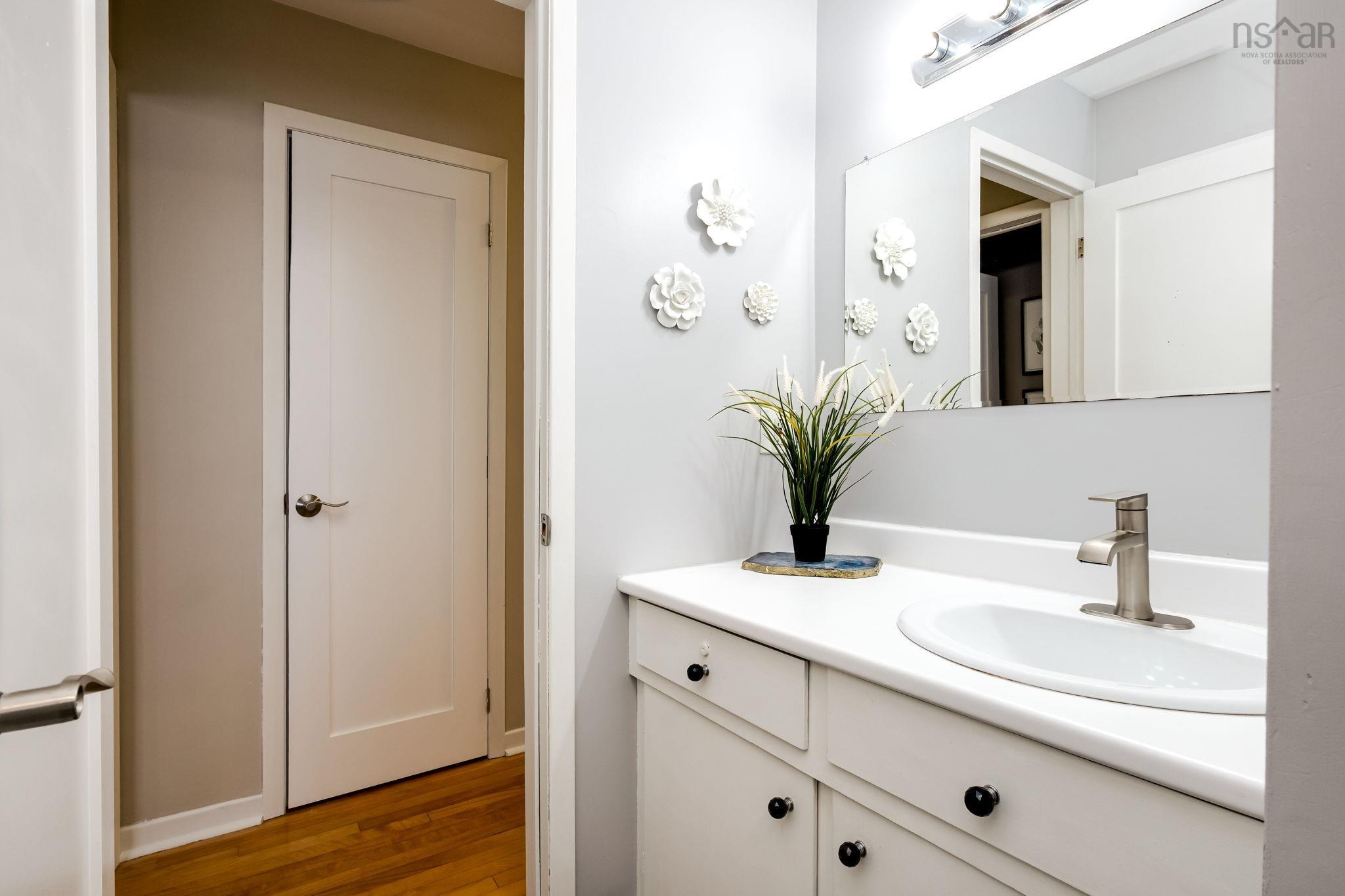 31 Swanton Drive, Dartmouth, NS (MLS 202601277)