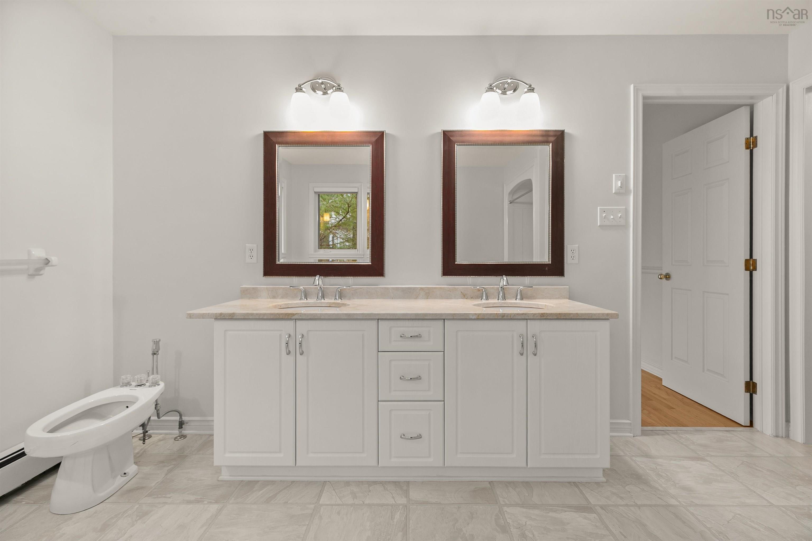 211 Kingswood Drive, Hammonds Plains, NS (MLS 202601283)