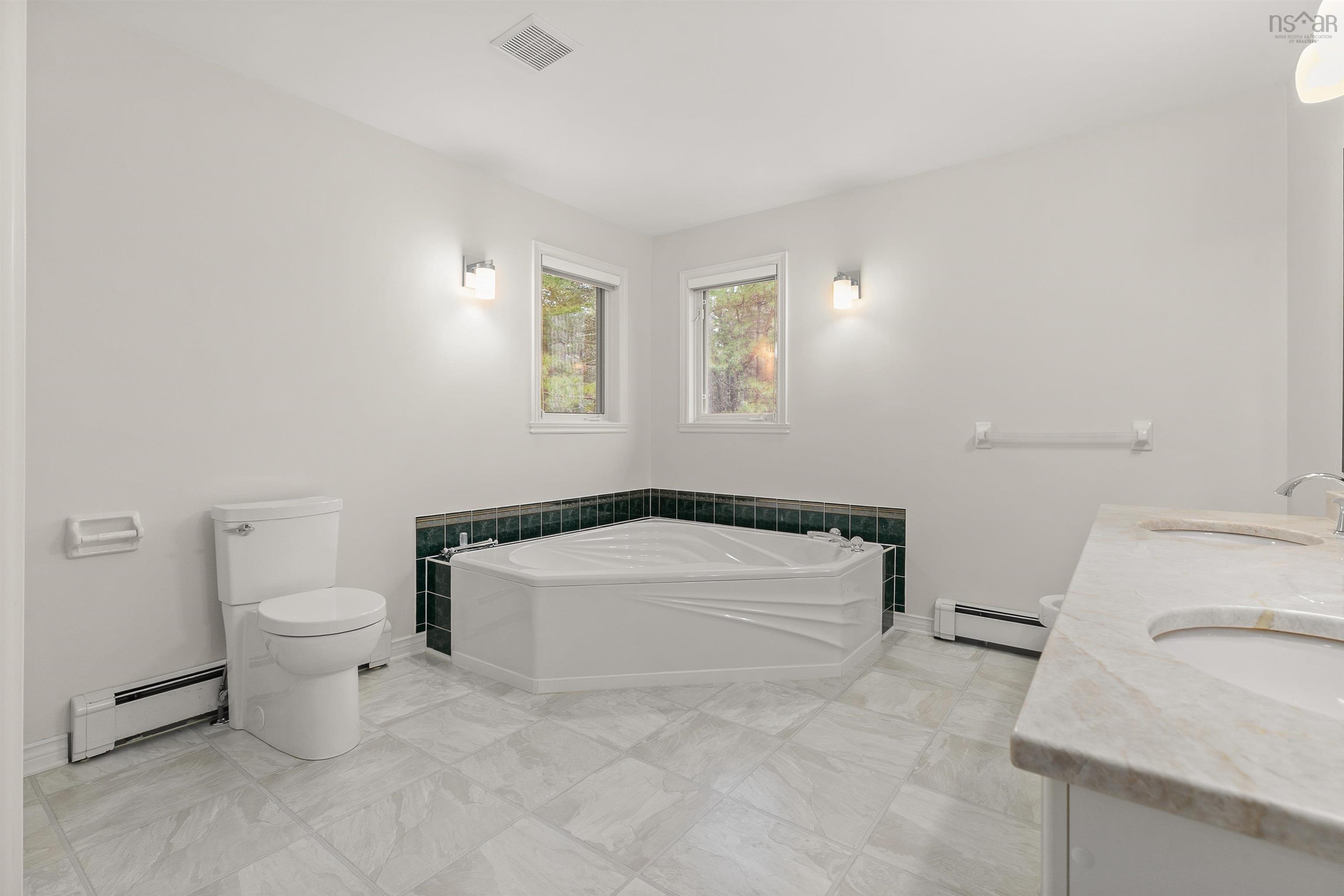 211 Kingswood Drive, Hammonds Plains, NS (MLS 202601283)