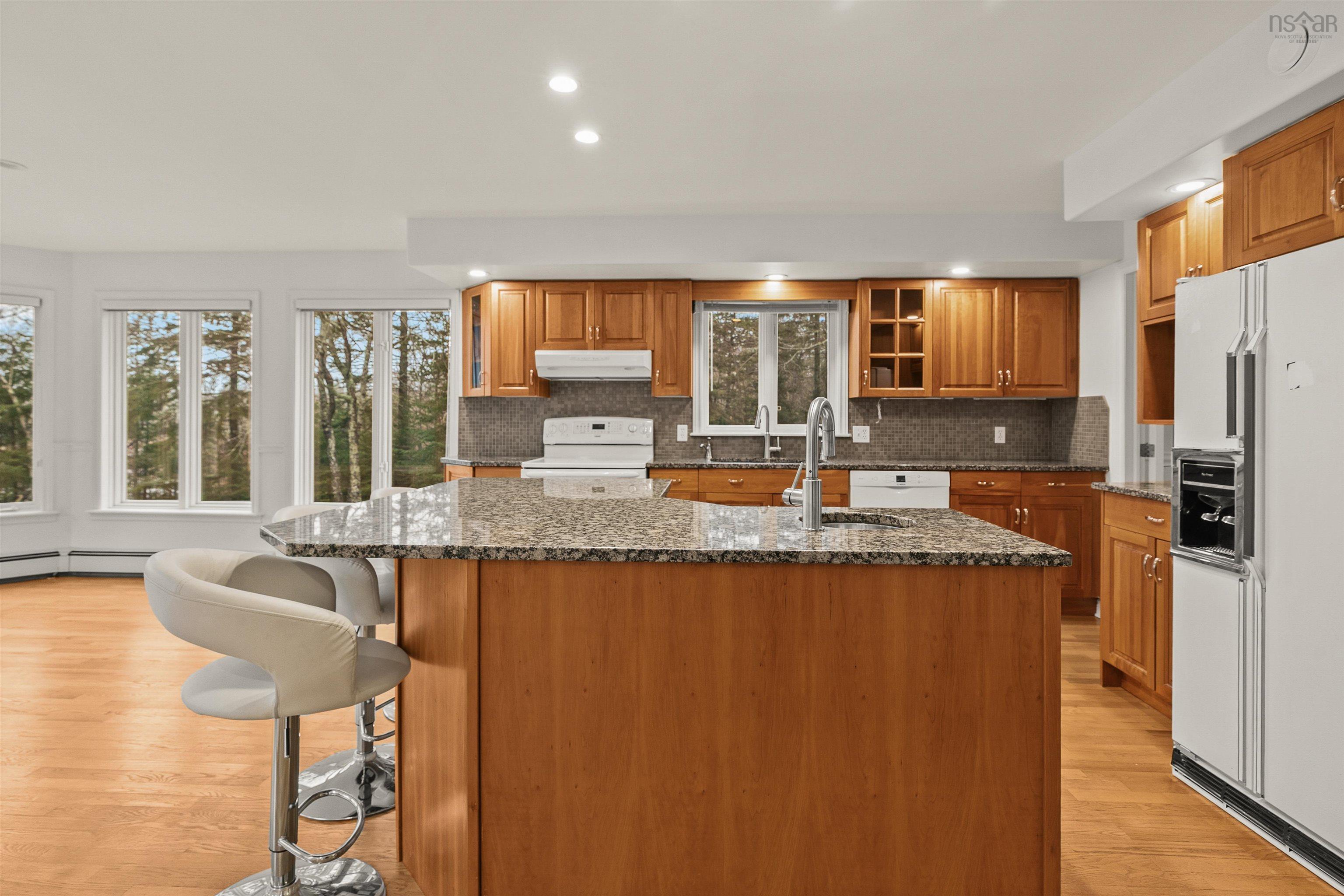 211 Kingswood Drive, Hammonds Plains, NS (MLS 202601283)