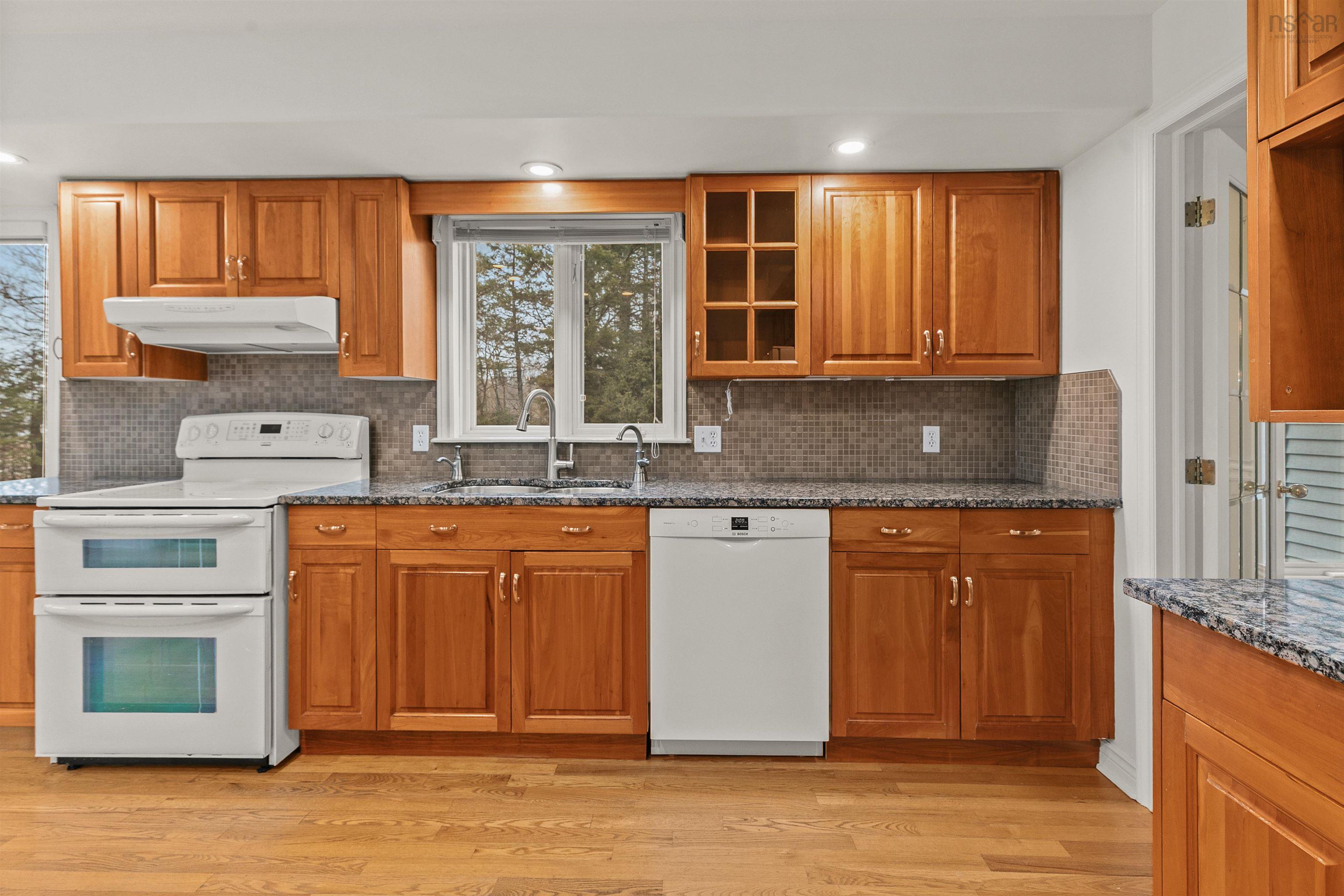 211 Kingswood Drive, Hammonds Plains, NS (MLS 202601283)