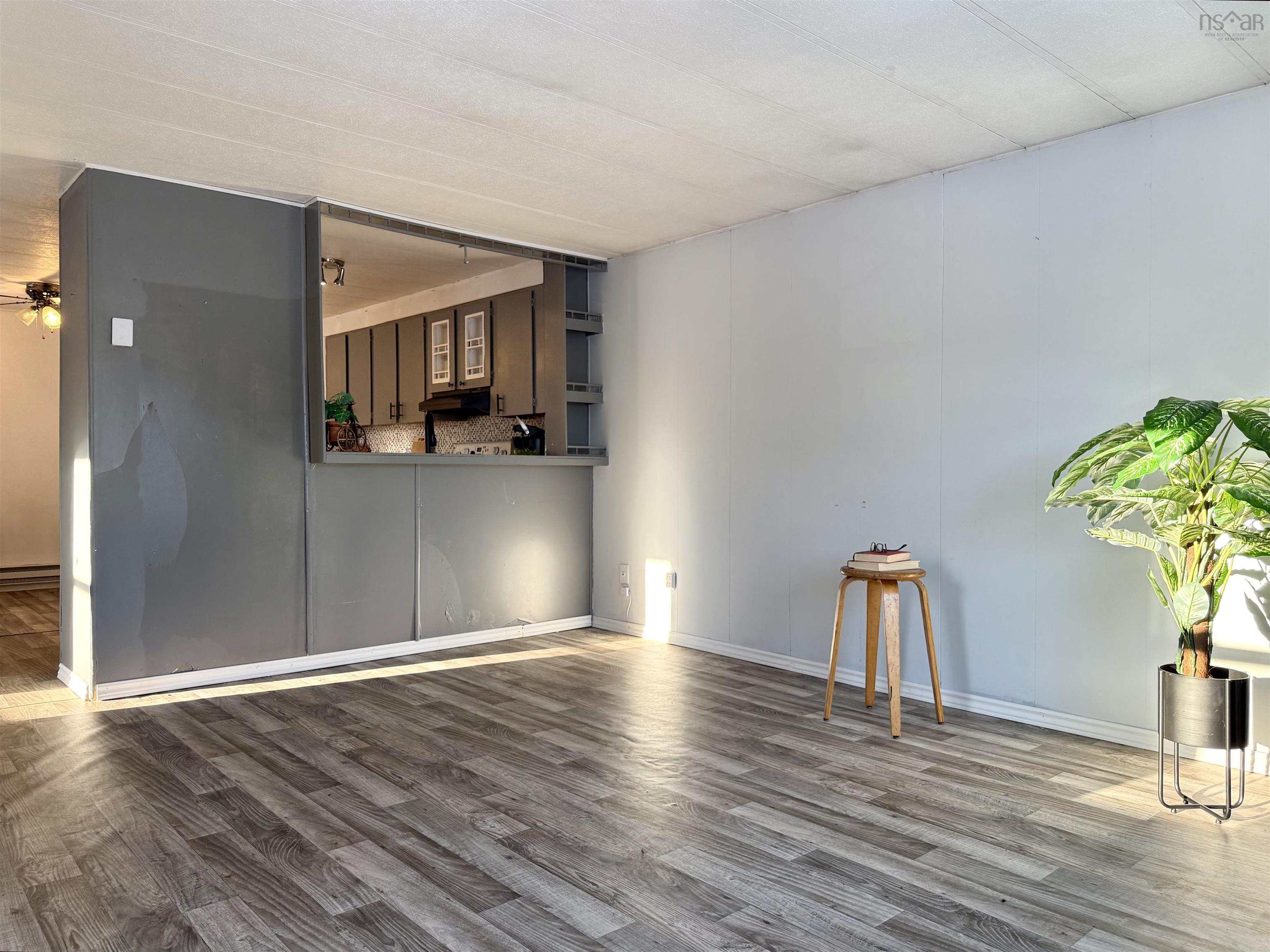 $75,900.00: 16 Brentwood Estates, Amherst