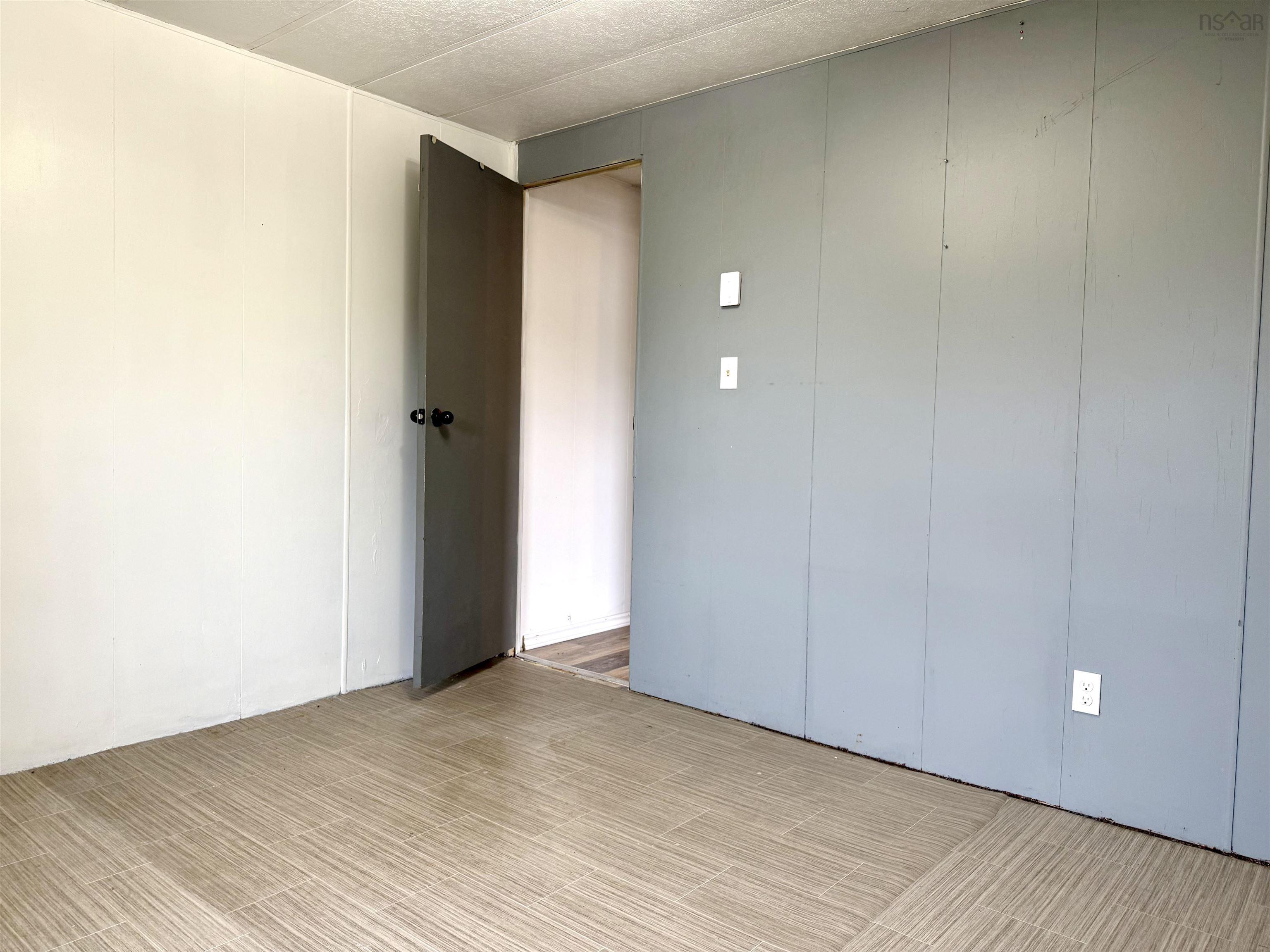 $75,900.00: 16 Brentwood Estates, Amherst