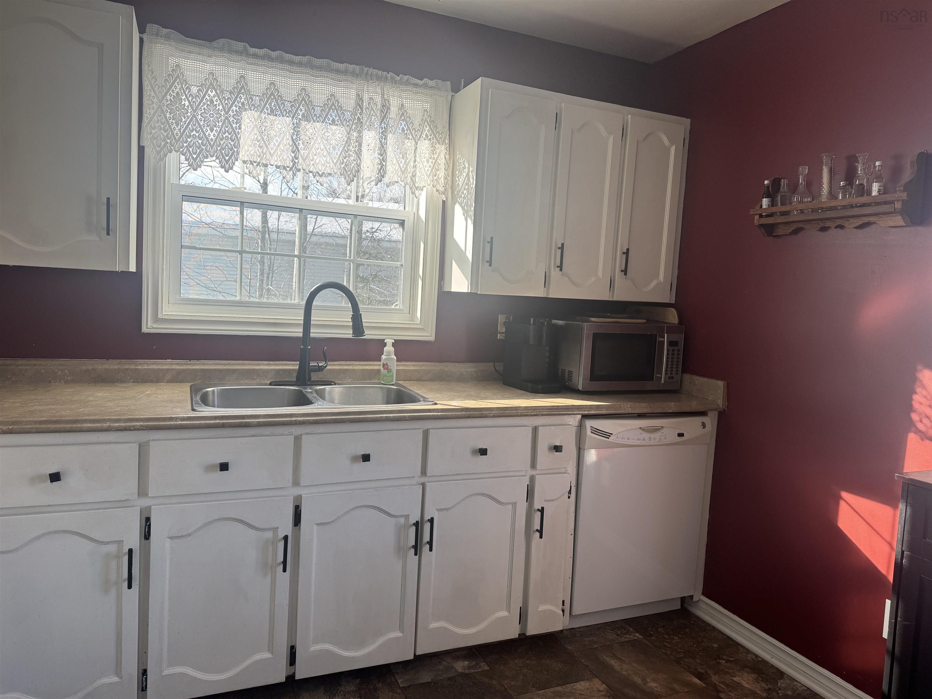 $269,000.00: 739 Mill Pond Road, Millville