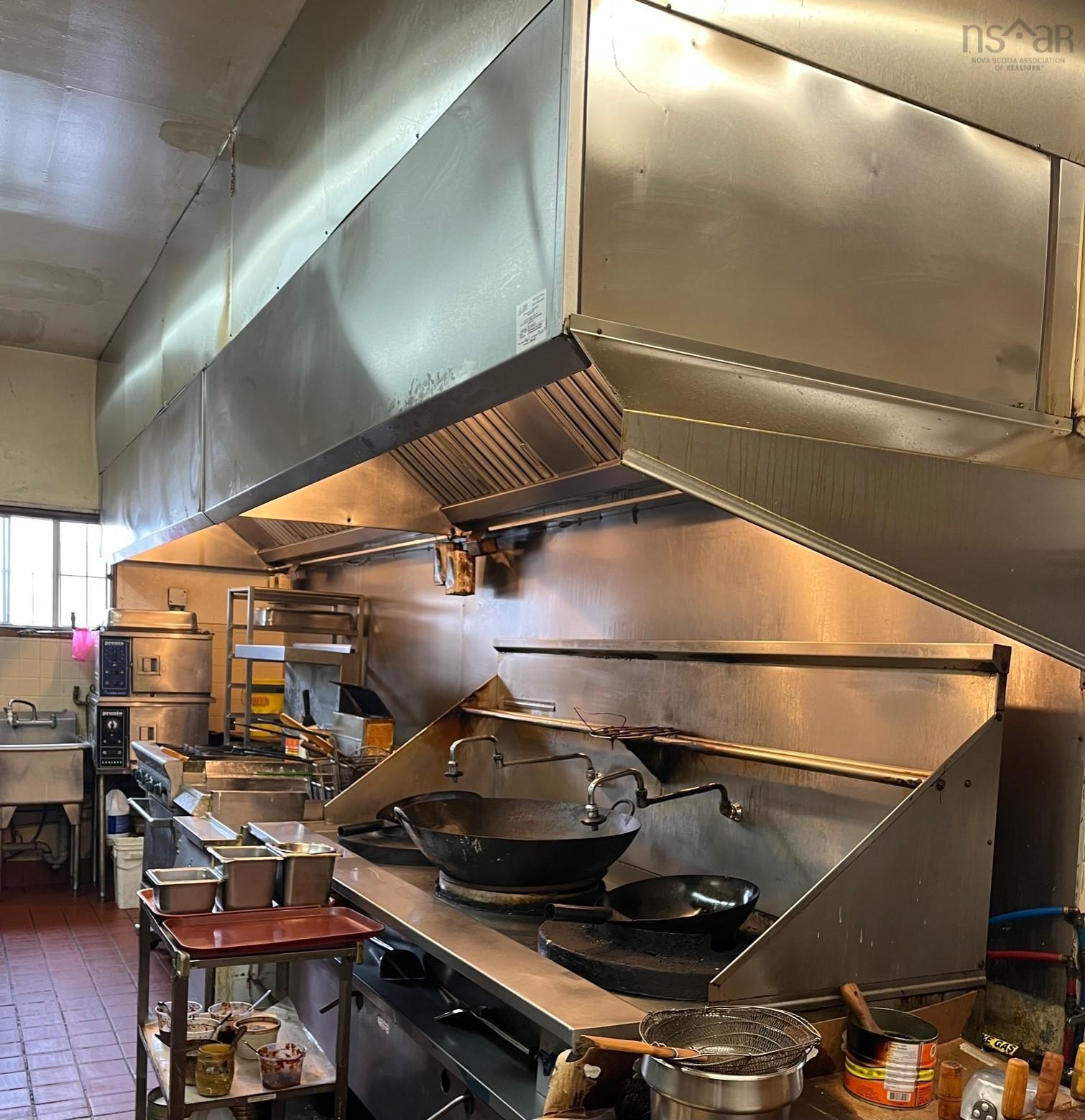 584 Sackville Drive, Lower Sackville, NS (MLS 202601297)