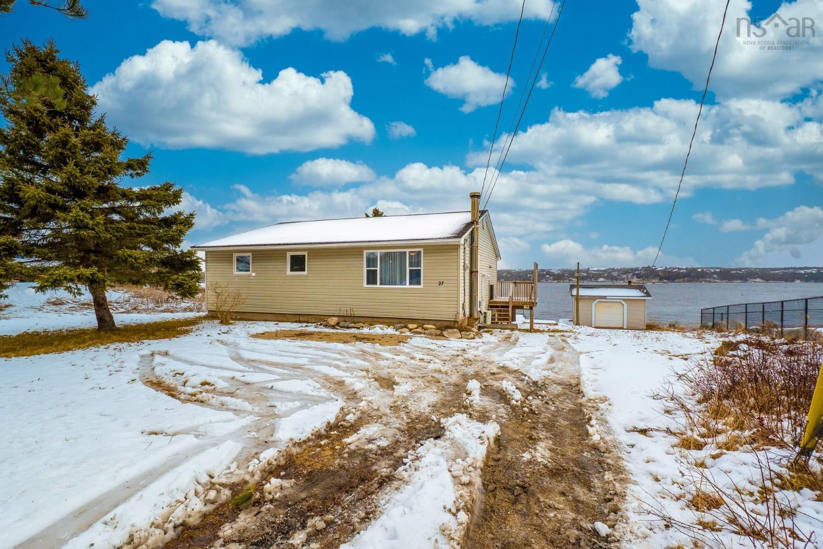 27 Back Lane, Terence Bay, NS (MLS® 202601322)