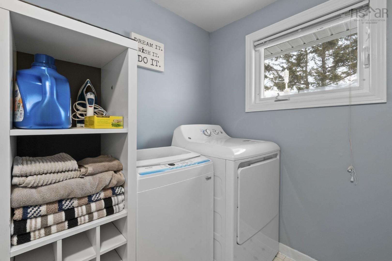 27 Back Lane, Terence Bay, NS (MLS 202601322)