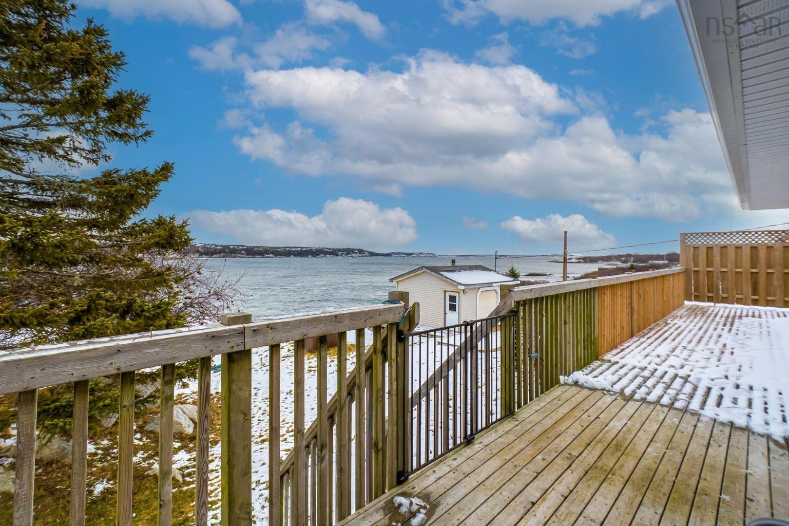 27 Back Lane, Terence Bay, NS (MLS 202601322)