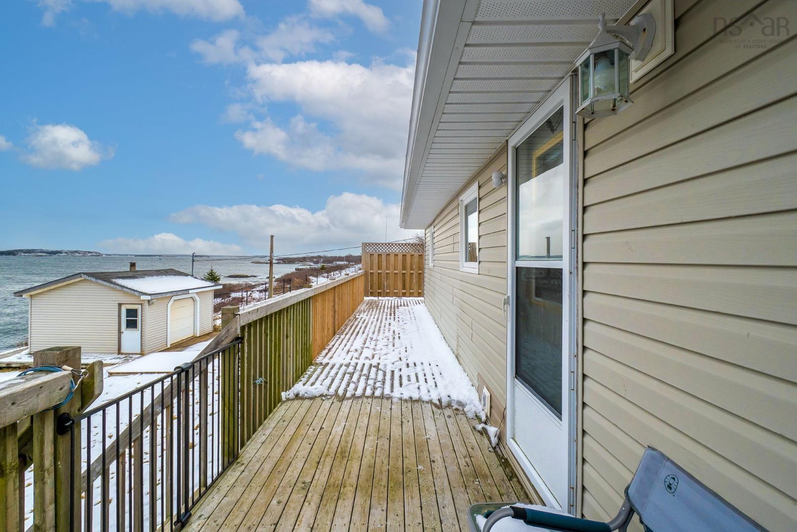 27 Back Lane, Terence Bay, NS (MLS 202601322)