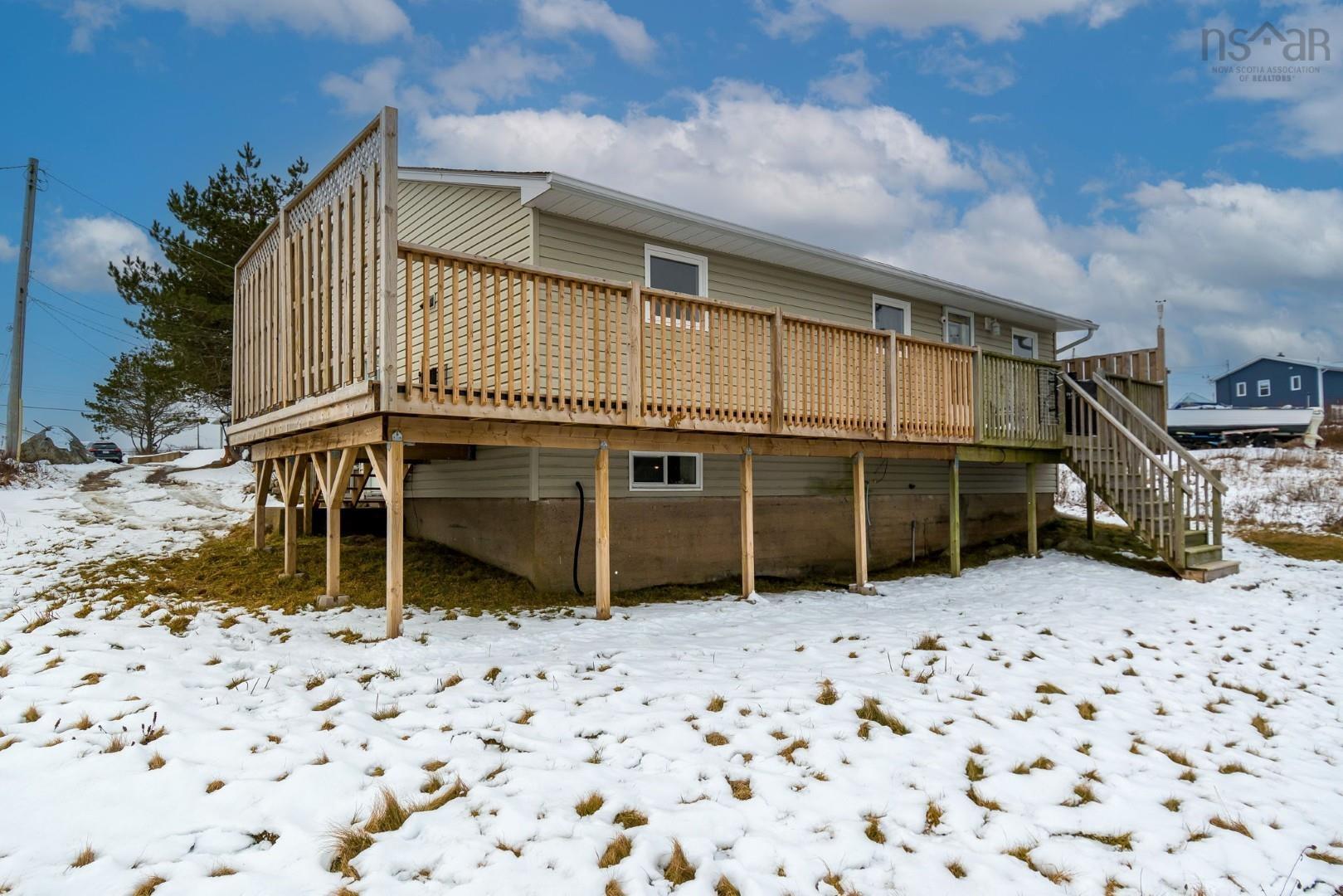 27 Back Lane, Terence Bay, NS (MLS 202601322)