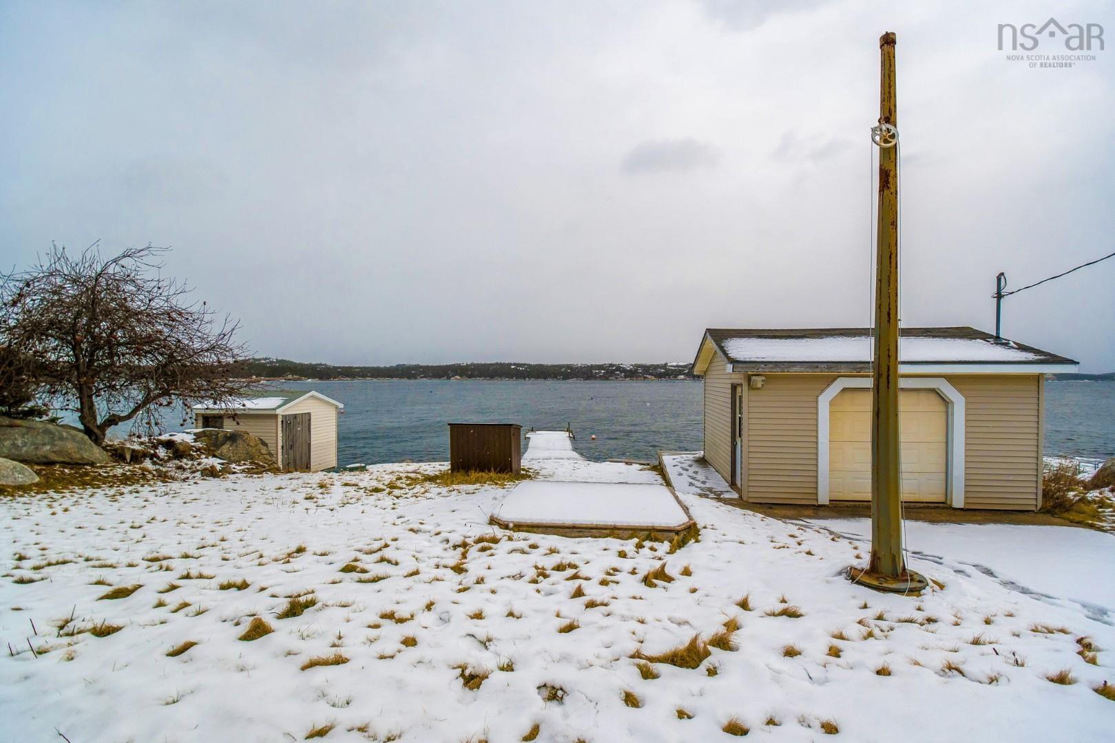 27 Back Lane, Terence Bay, NS (MLS 202601322)