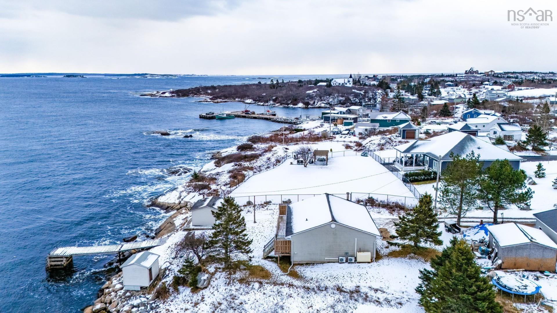 27 Back Lane, Terence Bay, NS (MLS 202601322)