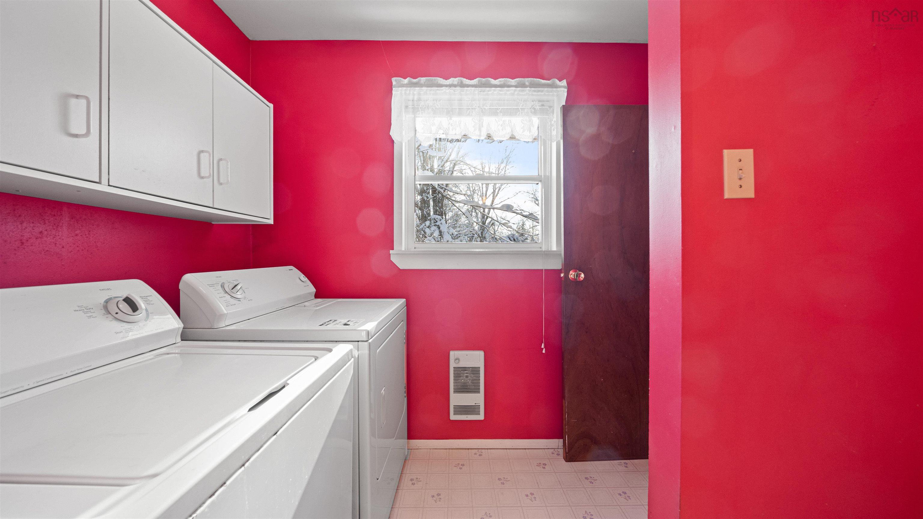 $249,900.00: 45 Franklin Drive, Truro Heights