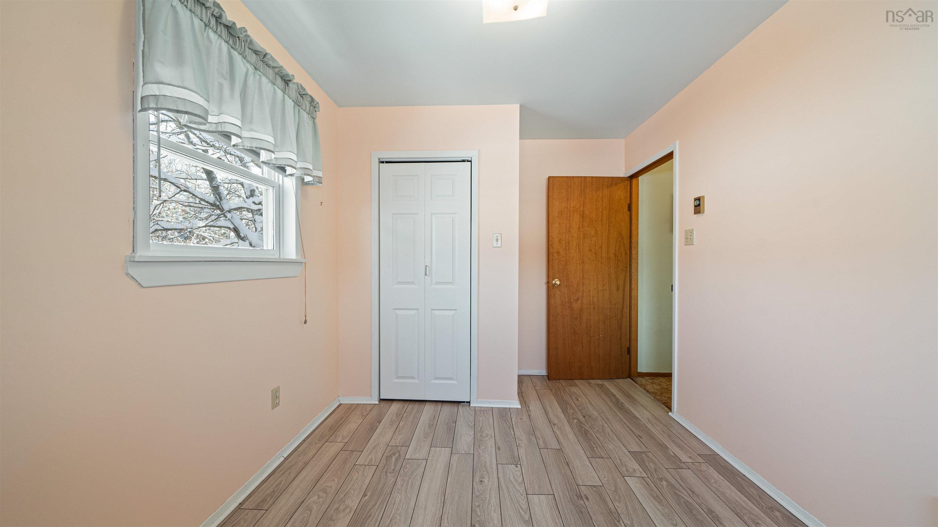 $249,900.00: 45 Franklin Drive, Truro Heights