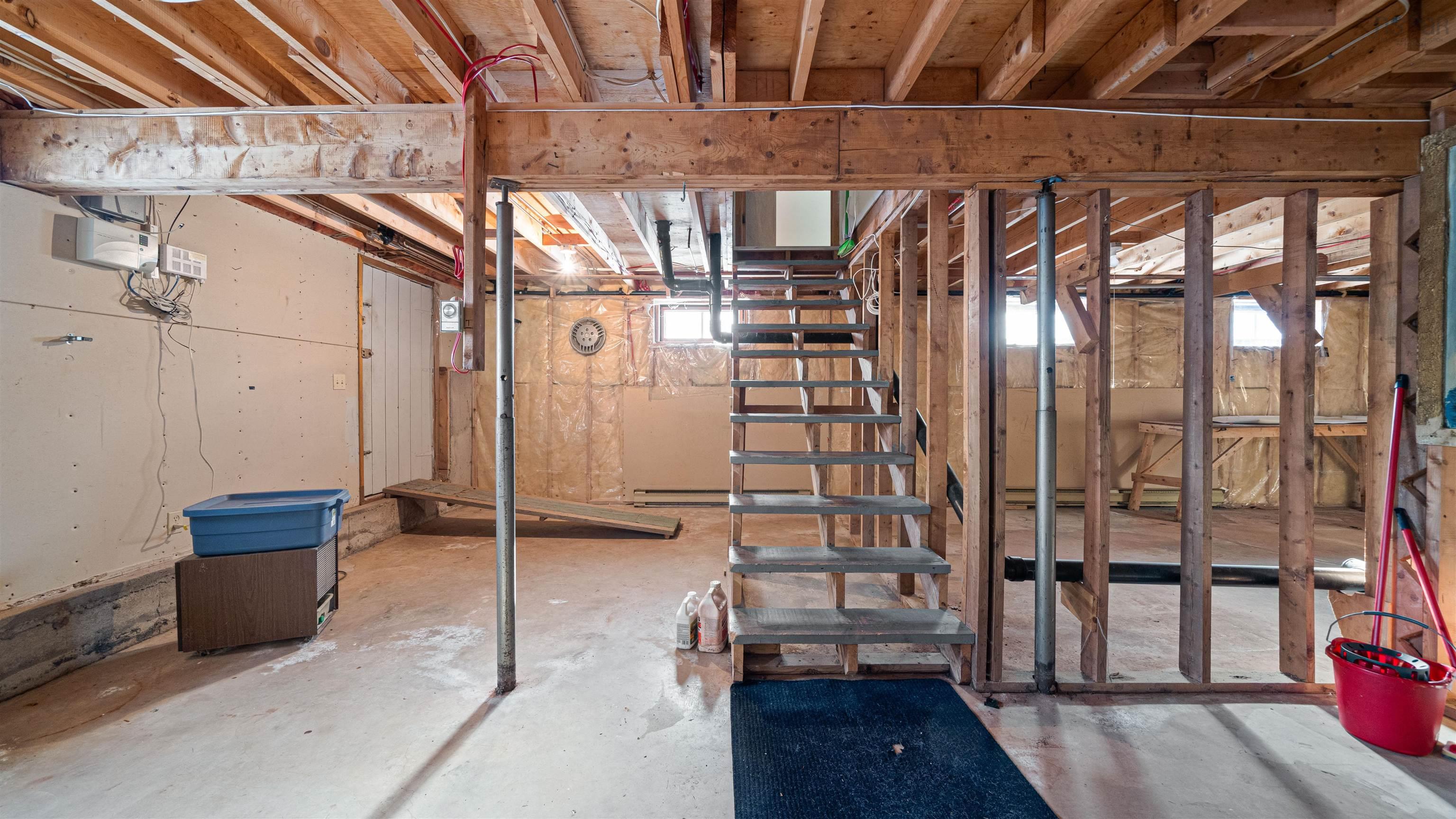 $249,900.00: 45 Franklin Drive, Truro Heights