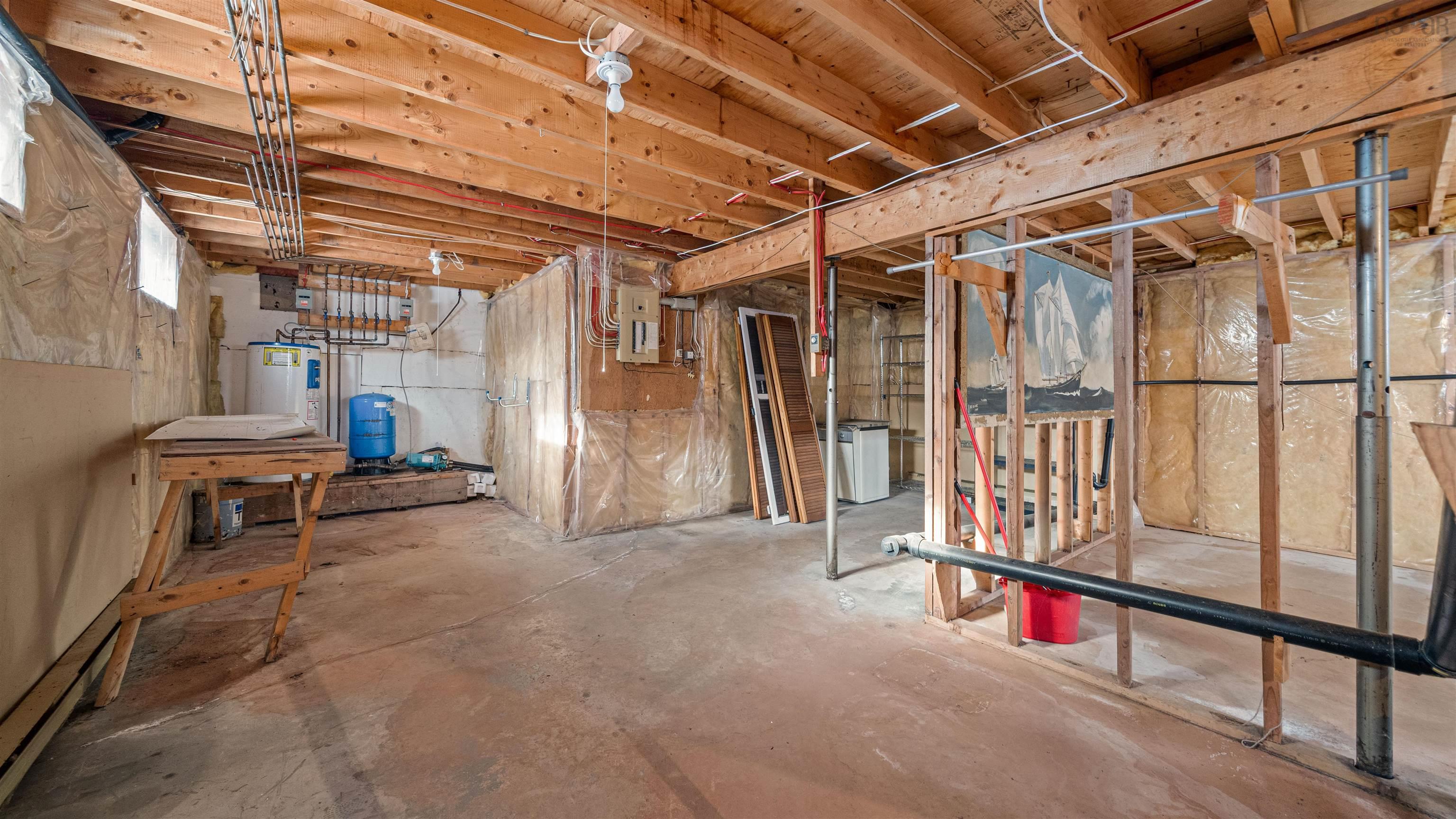 $249,900.00: 45 Franklin Drive, Truro Heights