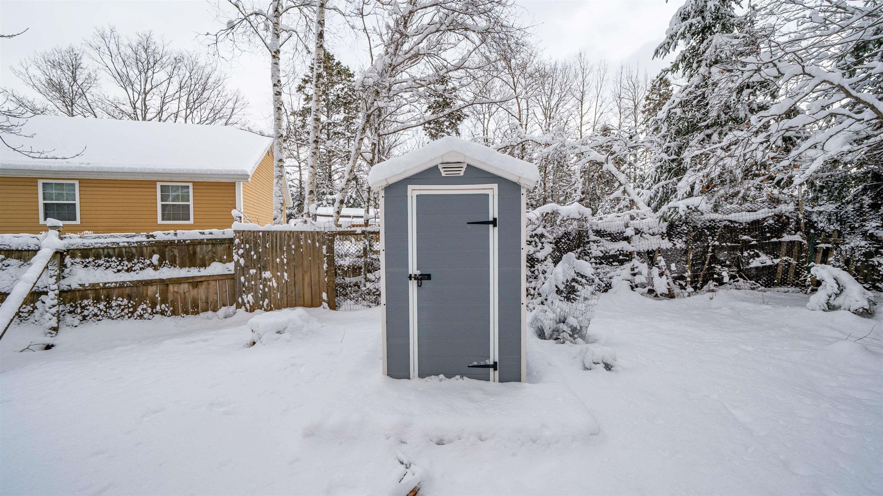 $249,900.00: 45 Franklin Drive, Truro Heights