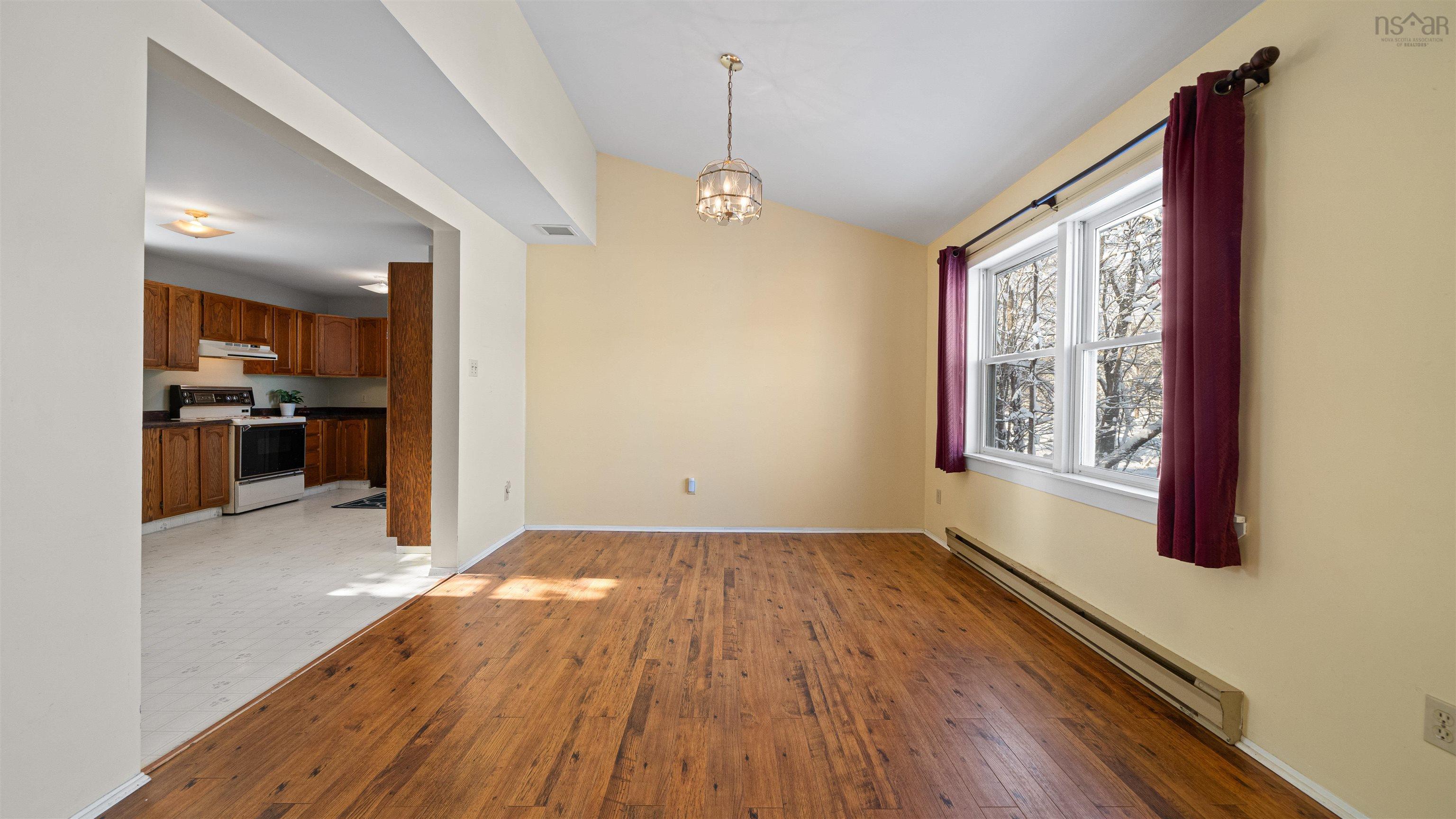 $249,900.00: 45 Franklin Drive, Truro Heights