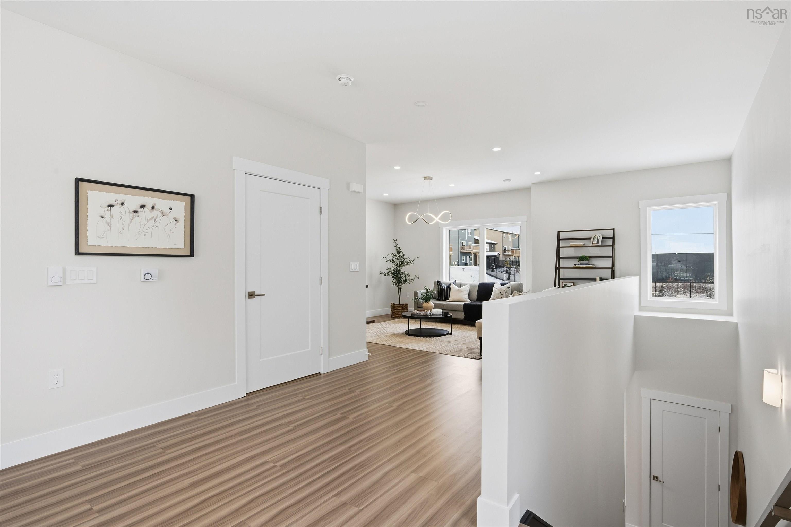 $689,900.00: 25 Zeppelin Crescent, Beechville