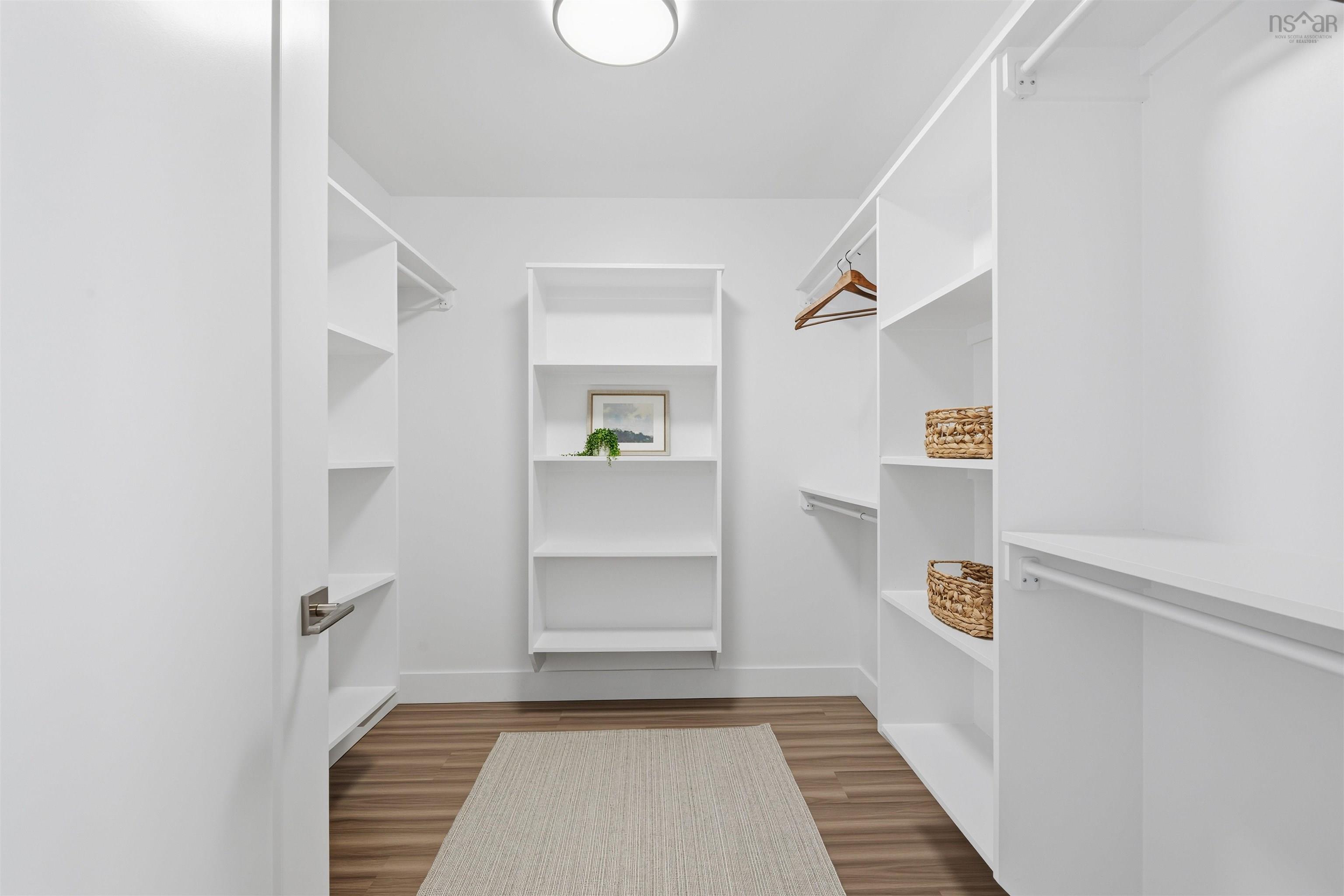 $689,900.00: 25 Zeppelin Crescent, Beechville