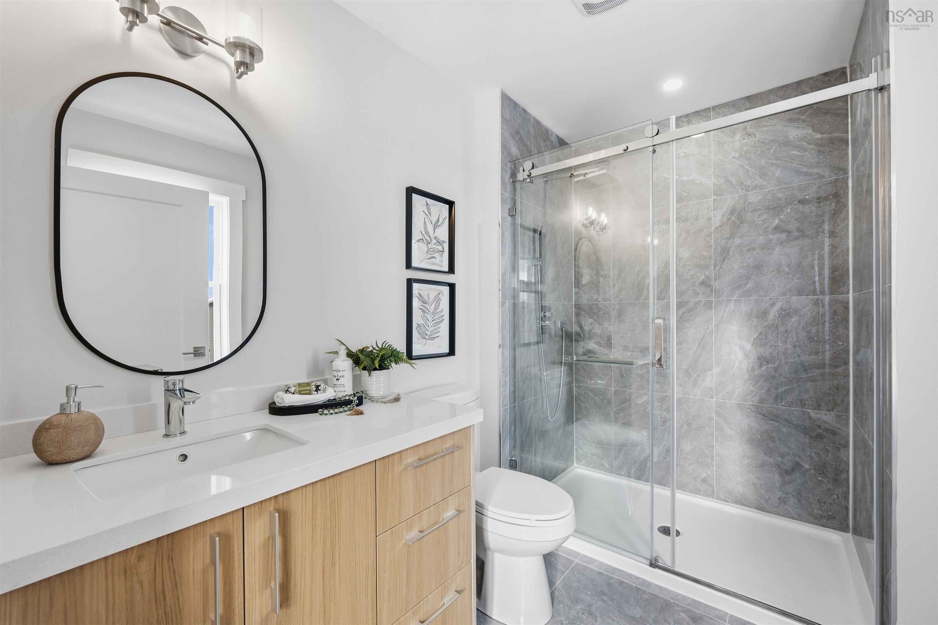 $689,900.00: 25 Zeppelin Crescent, Beechville