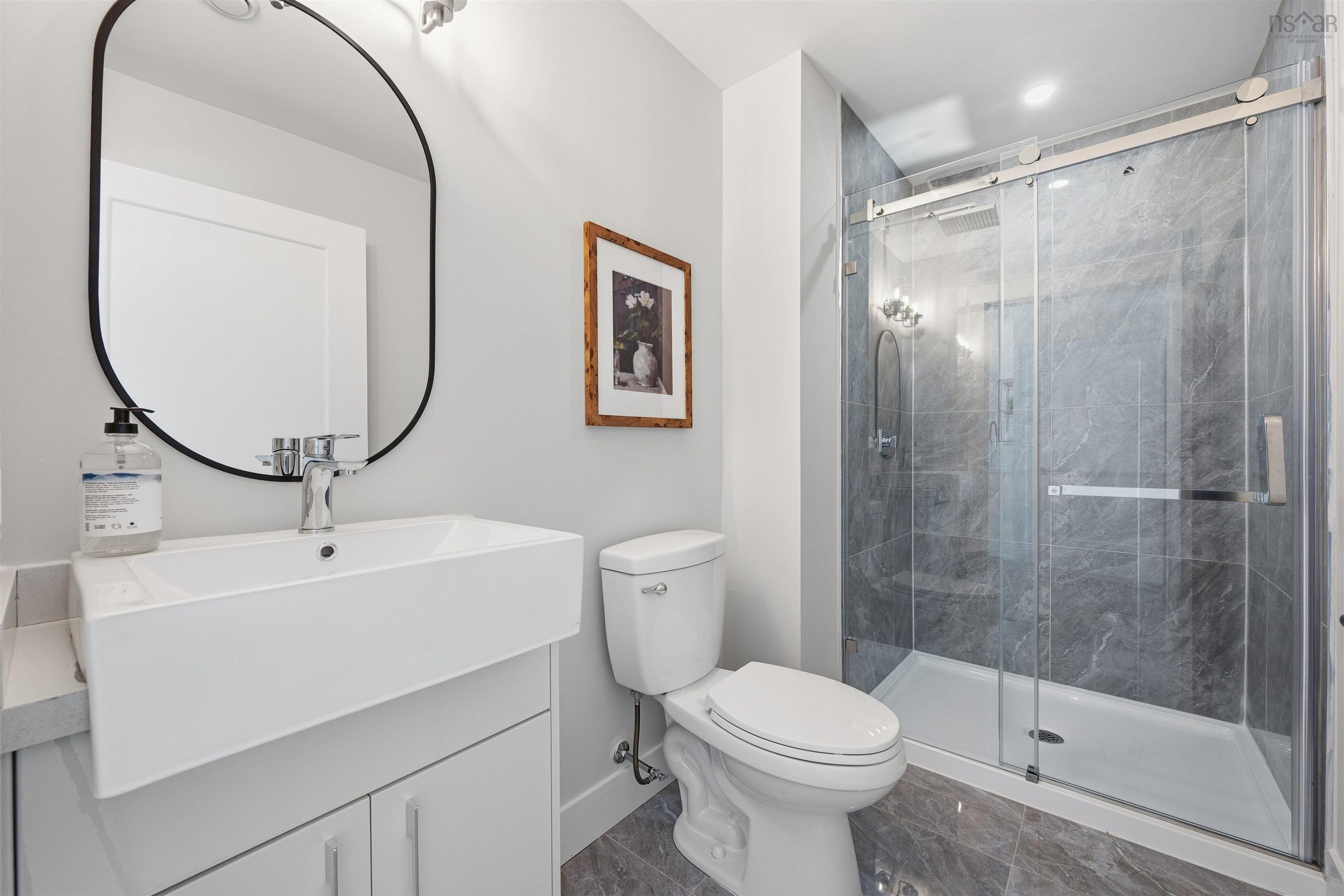 $689,900.00: 25 Zeppelin Crescent, Beechville