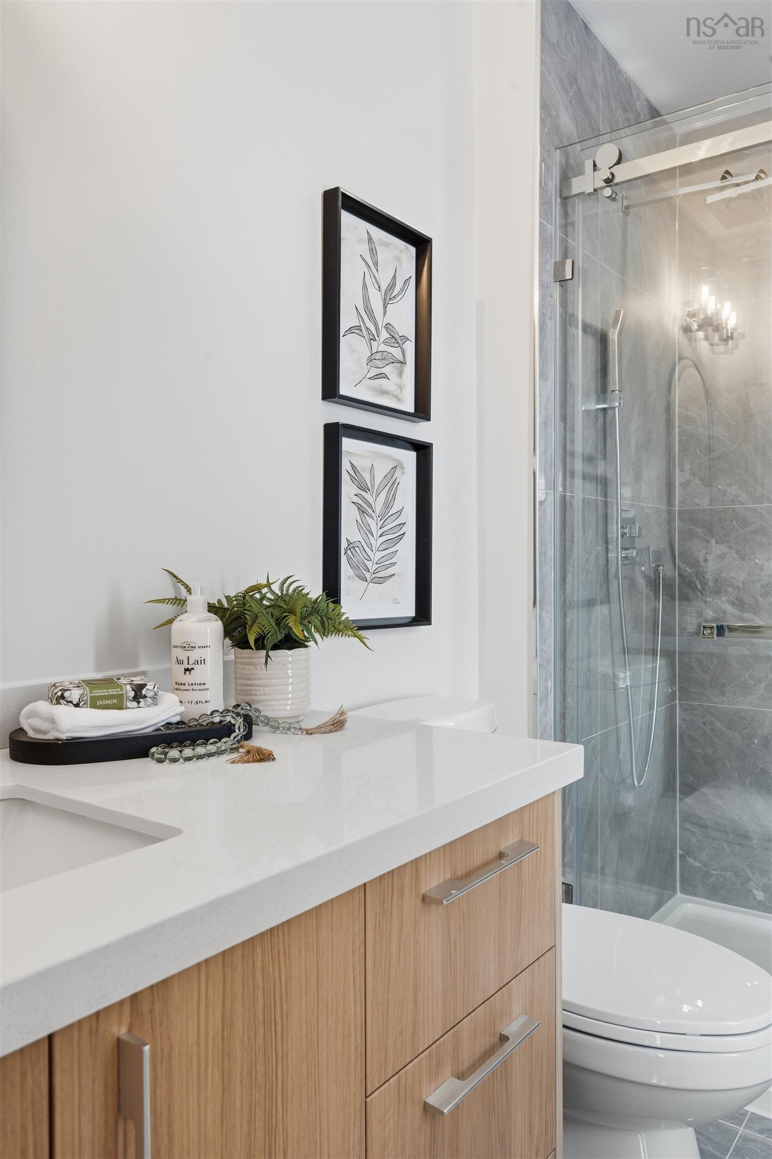 $689,900.00: 25 Zeppelin Crescent, Beechville