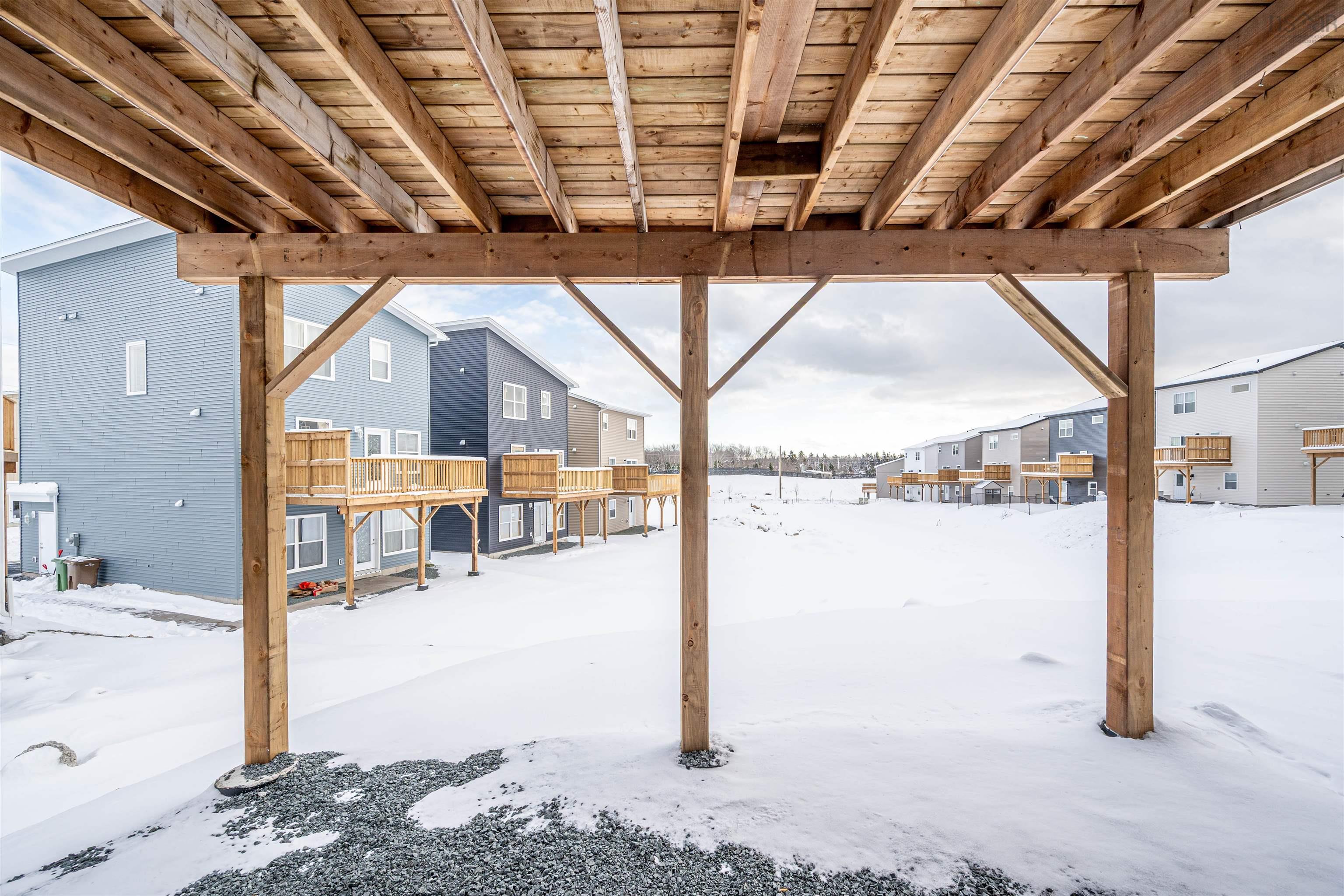 $689,900.00: 25 Zeppelin Crescent, Beechville