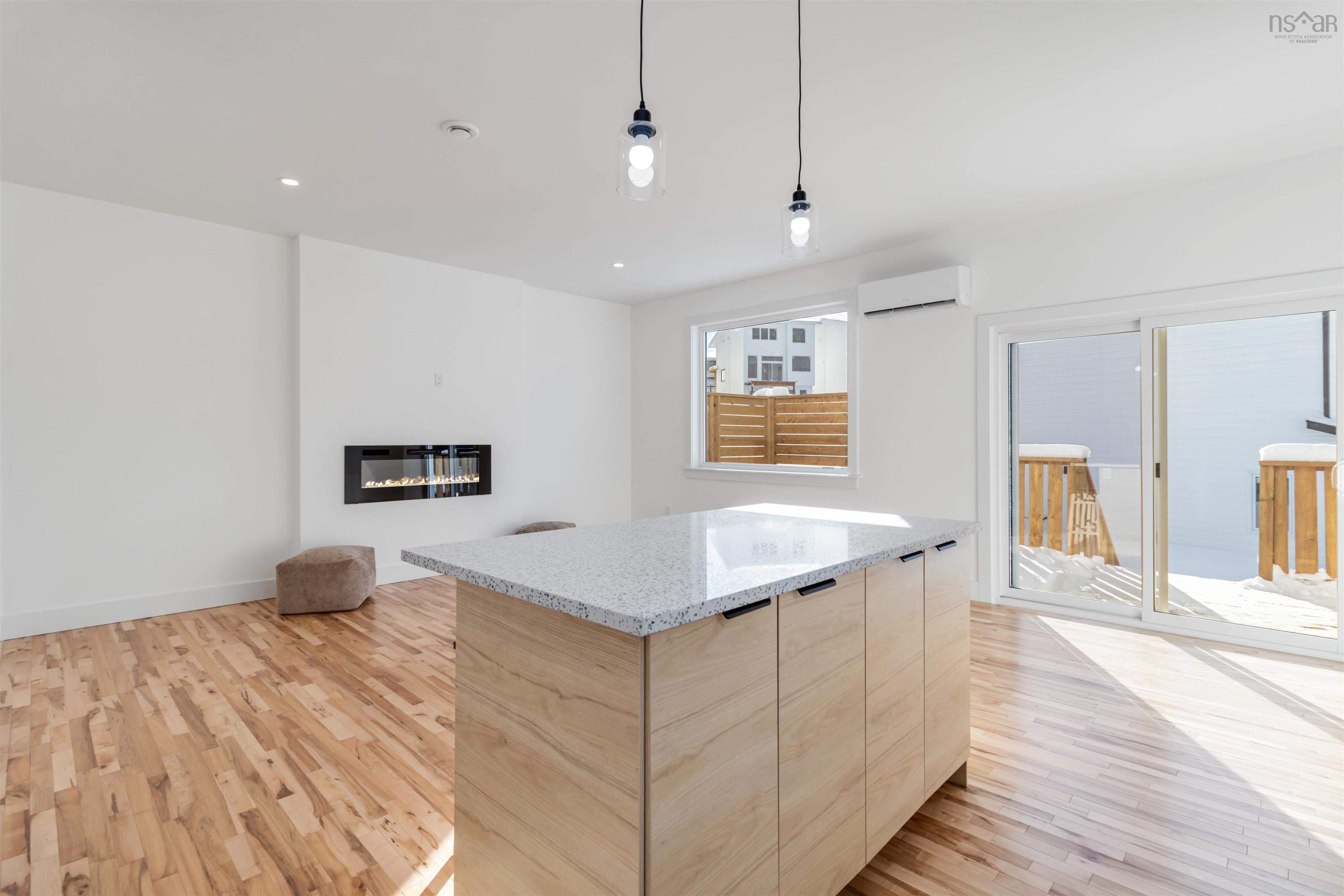 $730,000.00: 164 Provence Way, Timberlea