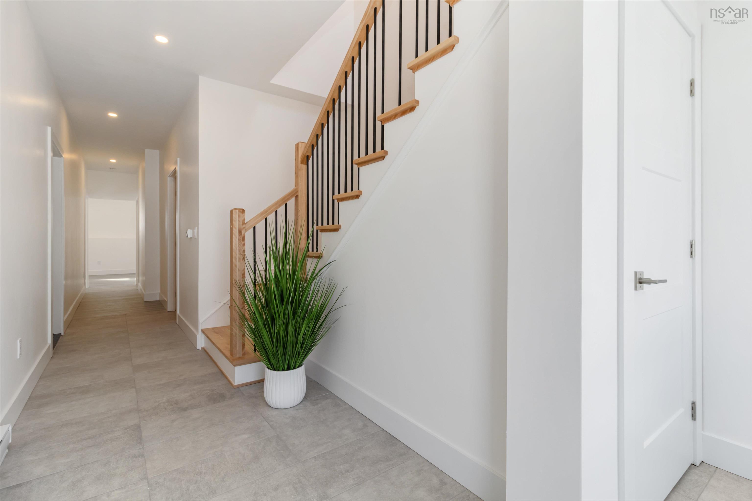 $730,000.00: 164 Provence Way, Timberlea