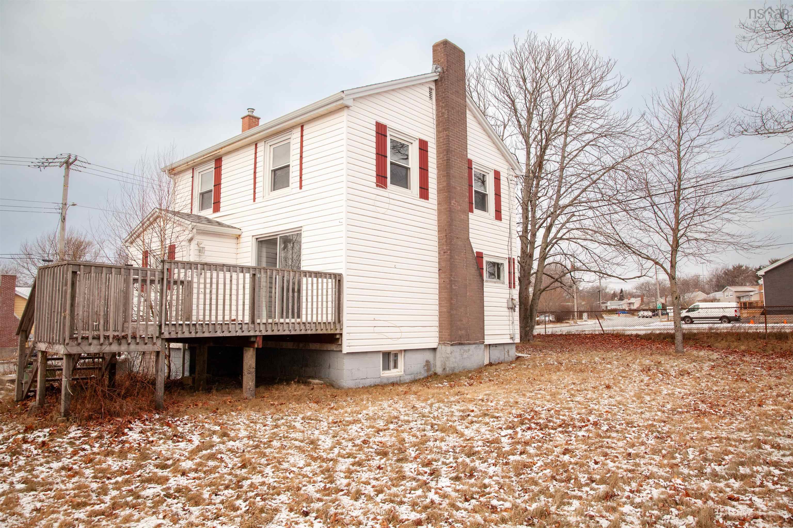 $479,000.00: 214 Main Street, Dartmouth