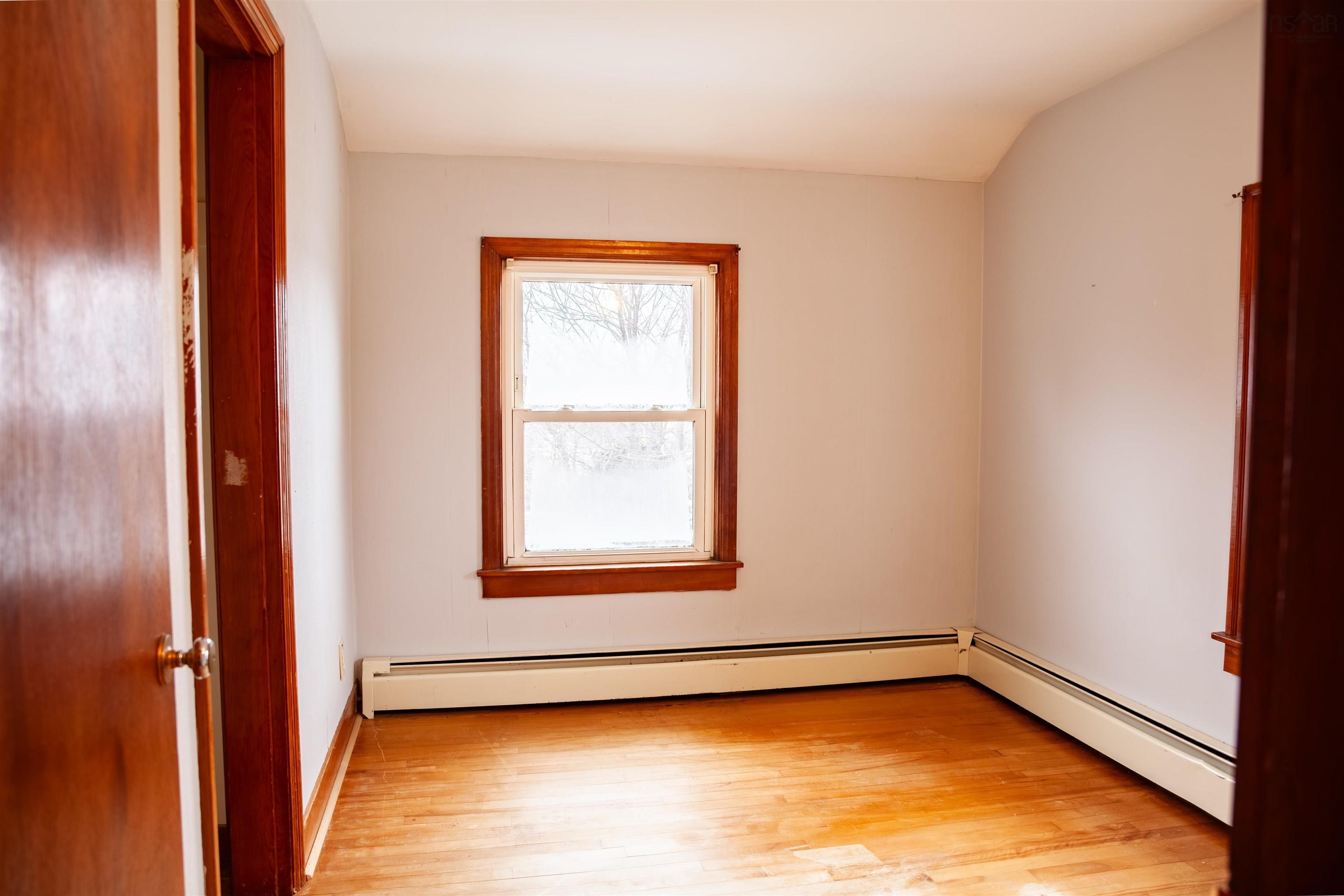 $479,000.00: 214 Main Street, Dartmouth