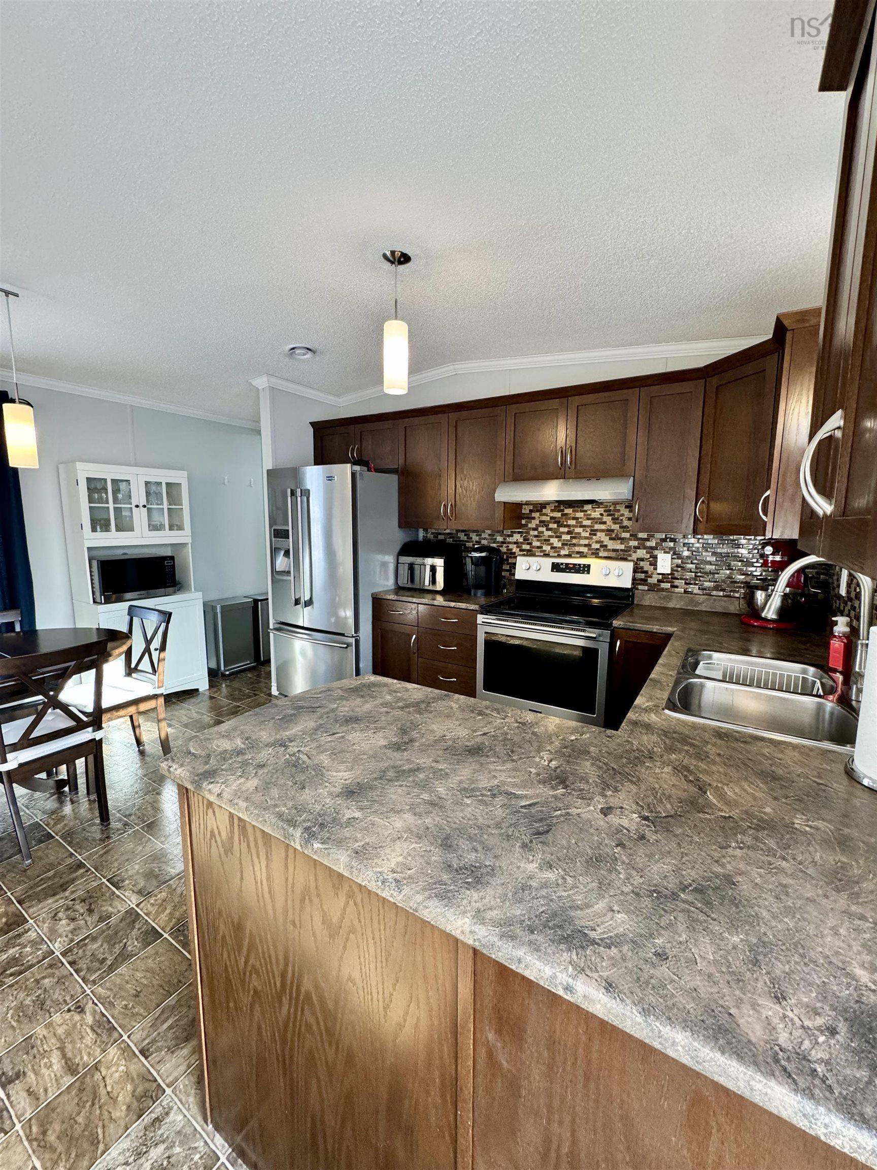 $249,900.00: 14 Sharon Drive, Middle Sackville