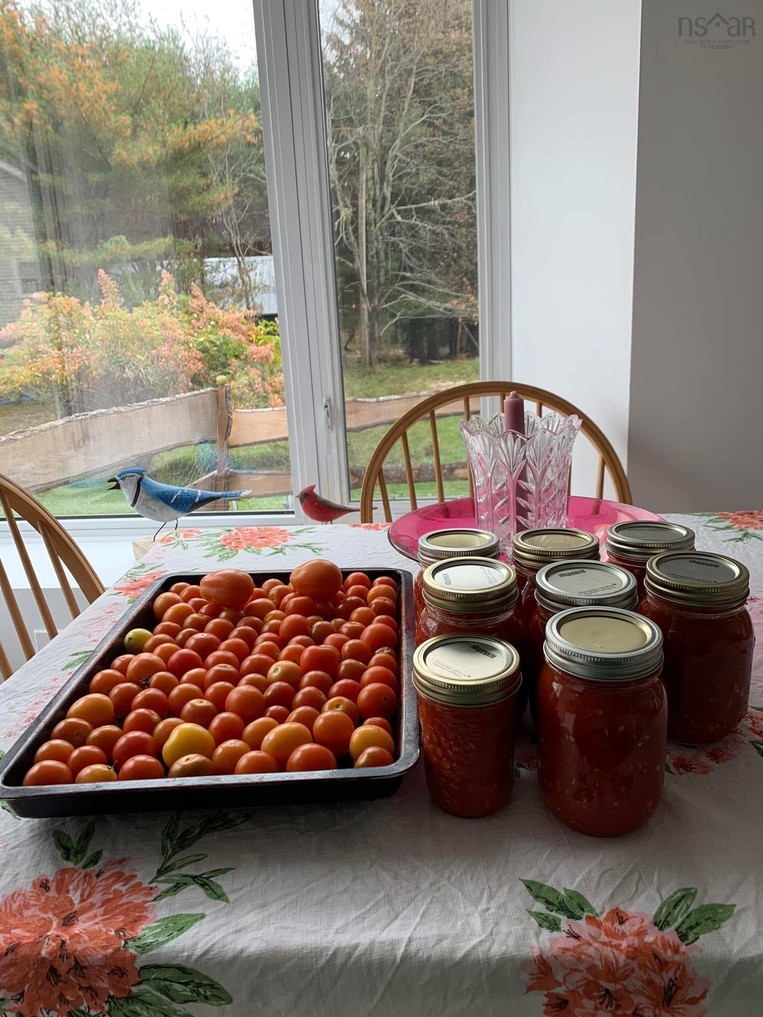 $525,000.00: 21 Long Hill Road, Mahone Bay