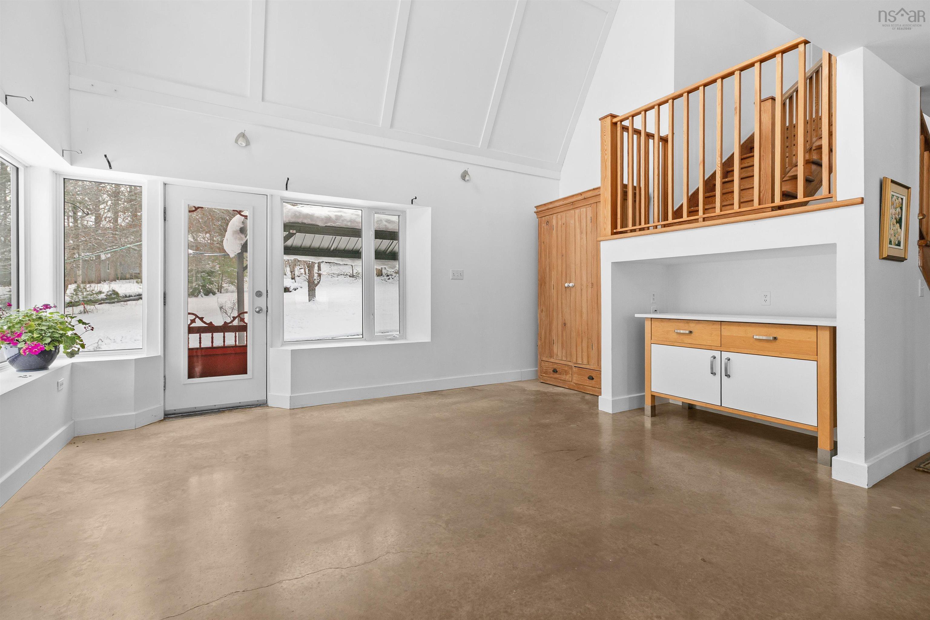 $525,000.00: 21 Long Hill Road, Mahone Bay